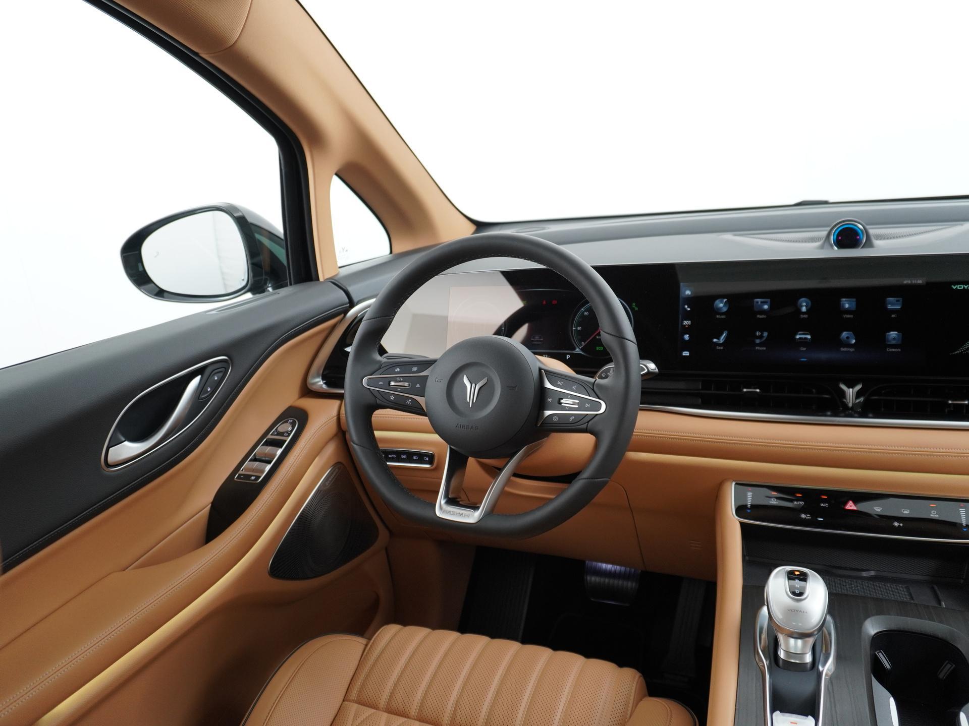 VOYAH Dream Flagship 31