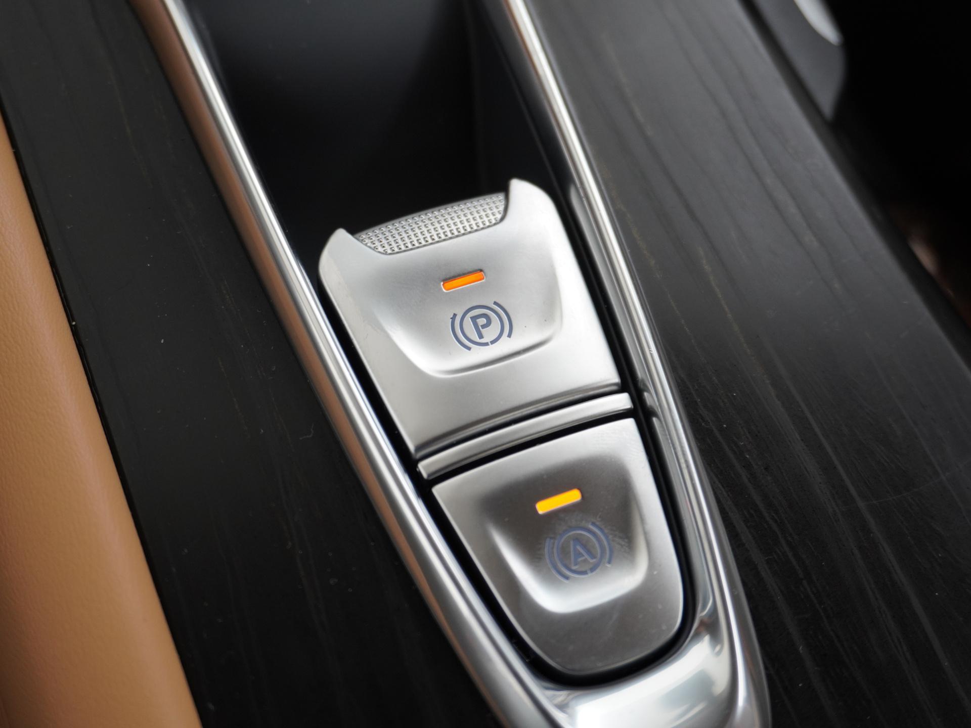 VOYAH Dream Flagship 52