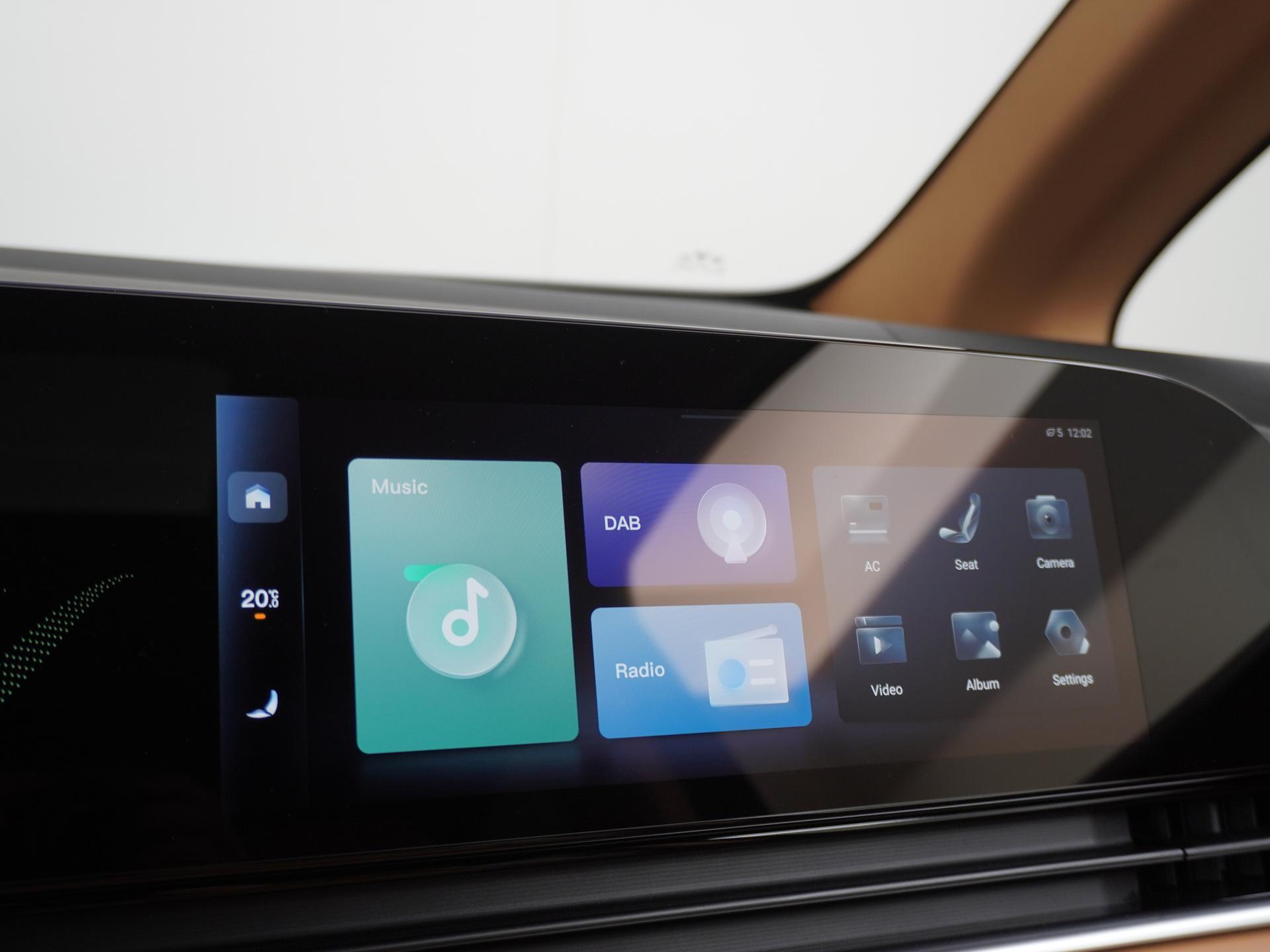 VOYAH Dream Flagship 53