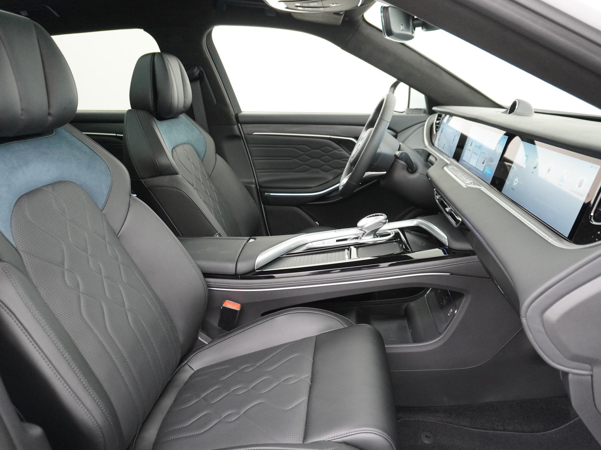 VOYAH Free Business Edition 4WD 106 kWh 44