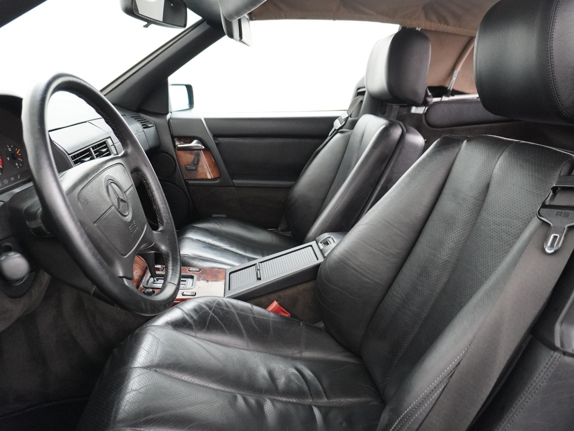 Mercedes-Benz SL 300 SL 11