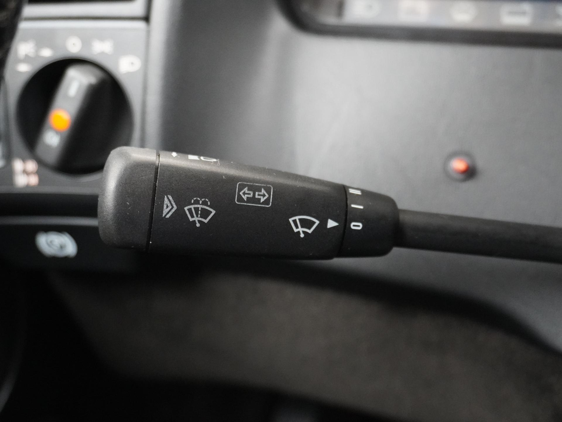 Mercedes-Benz SL 300 SL 13