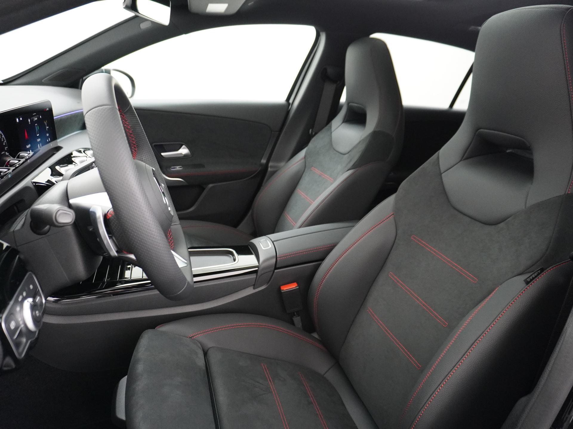 Mercedes-Benz A-Klasse 250 e Star Edition AMG Line 20