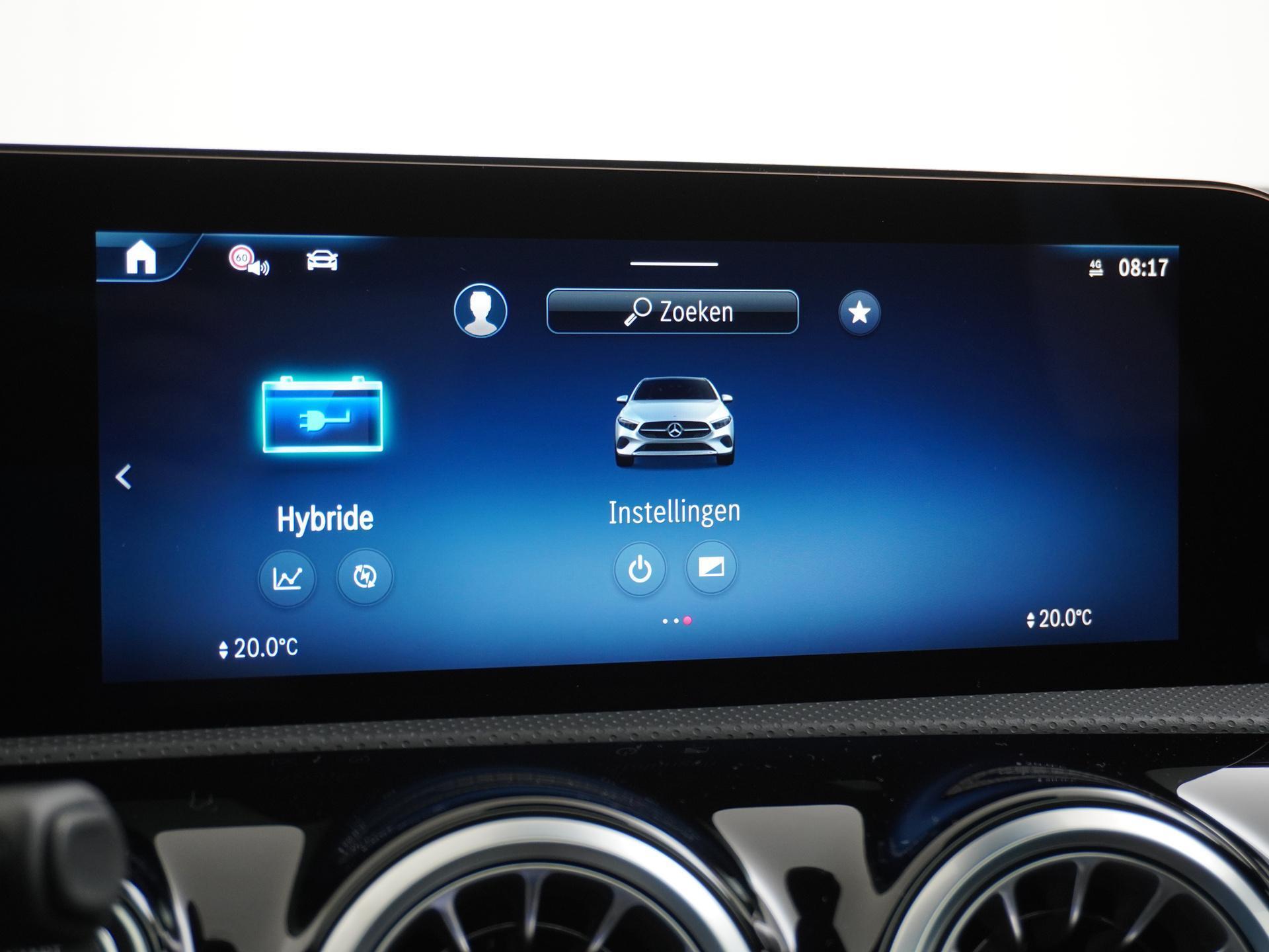 Mercedes-Benz A-Klasse 250 e Star Edition AMG Line 35