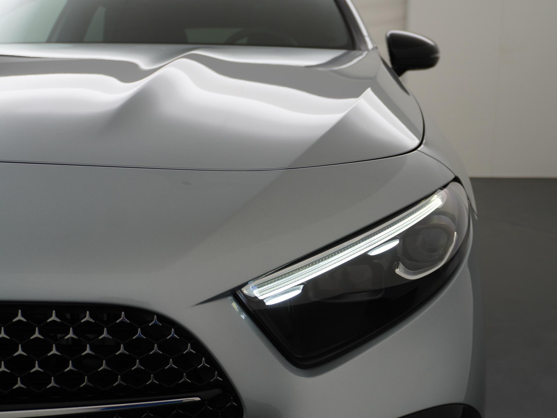 Mercedes-Benz A-Klasse 250 e Star Edition AMG Line 14