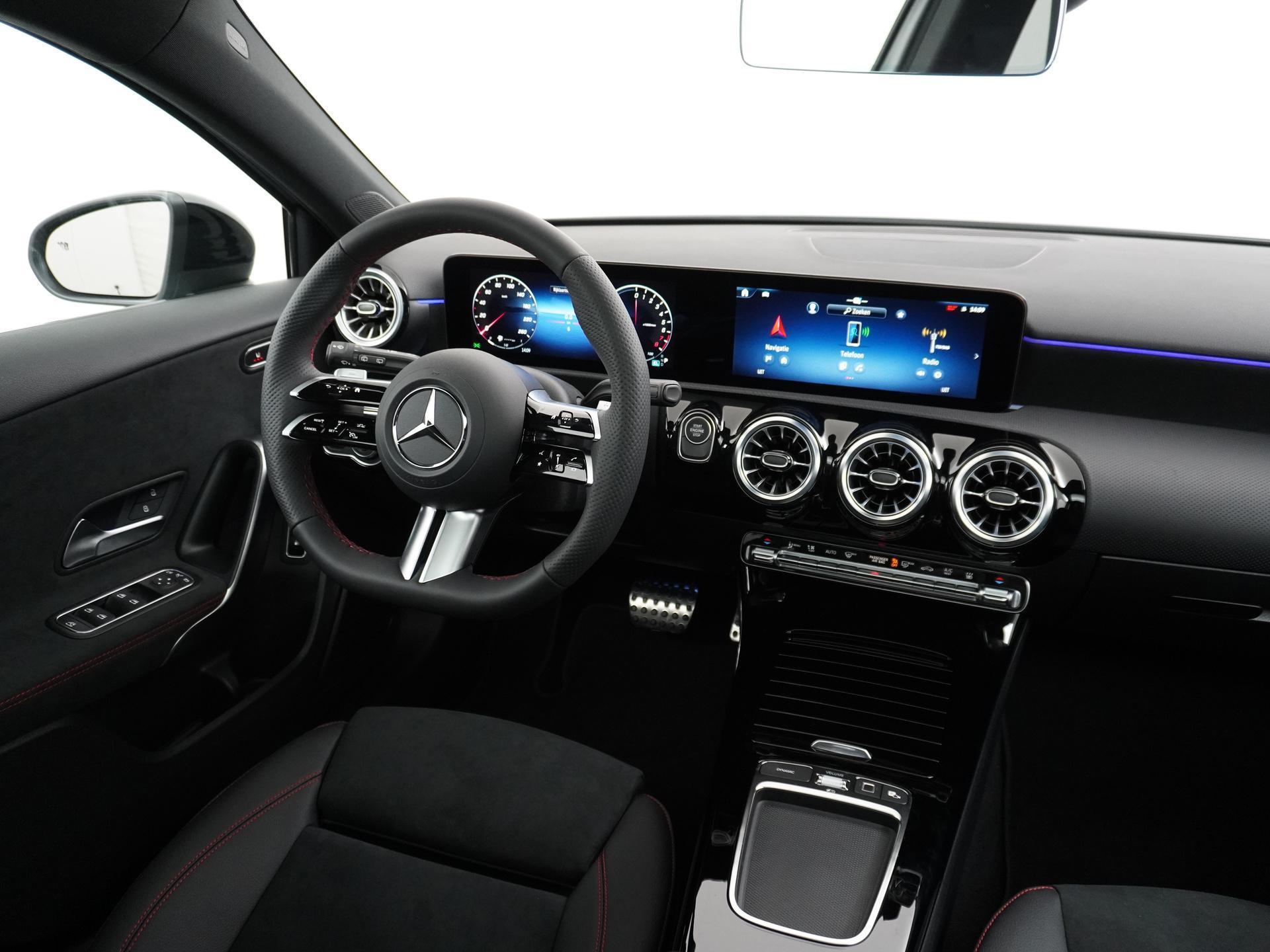 Mercedes-Benz A-Klasse 250 e Star Edition AMG Line 24