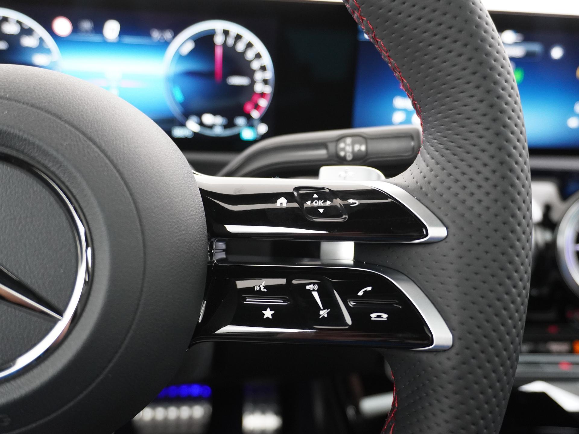 Mercedes-Benz A-Klasse 250 e Star Edition AMG Line 30