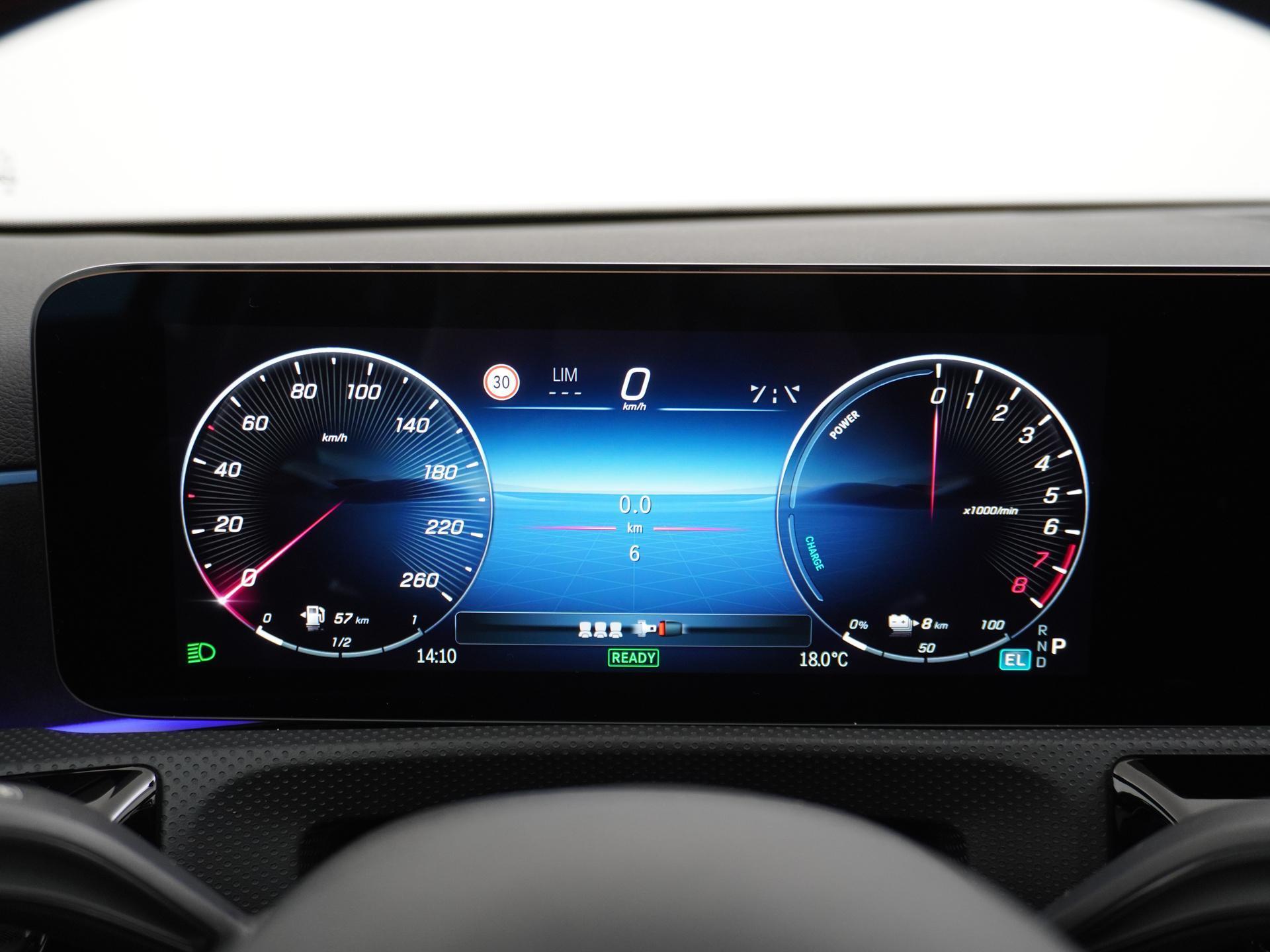 Mercedes-Benz A-Klasse 250 e Star Edition AMG Line 31