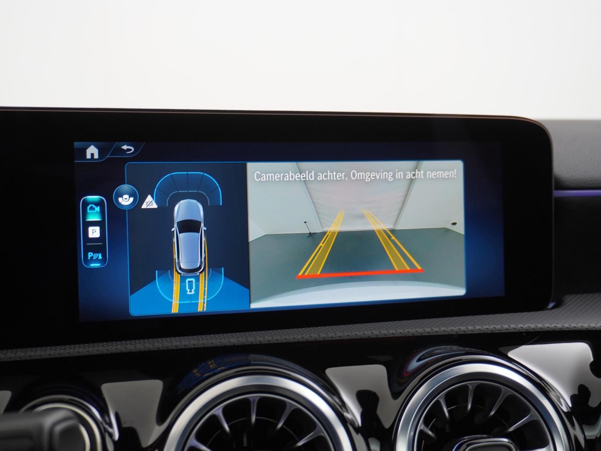 Mercedes-Benz A-Klasse 250 e Star Edition AMG Line 40