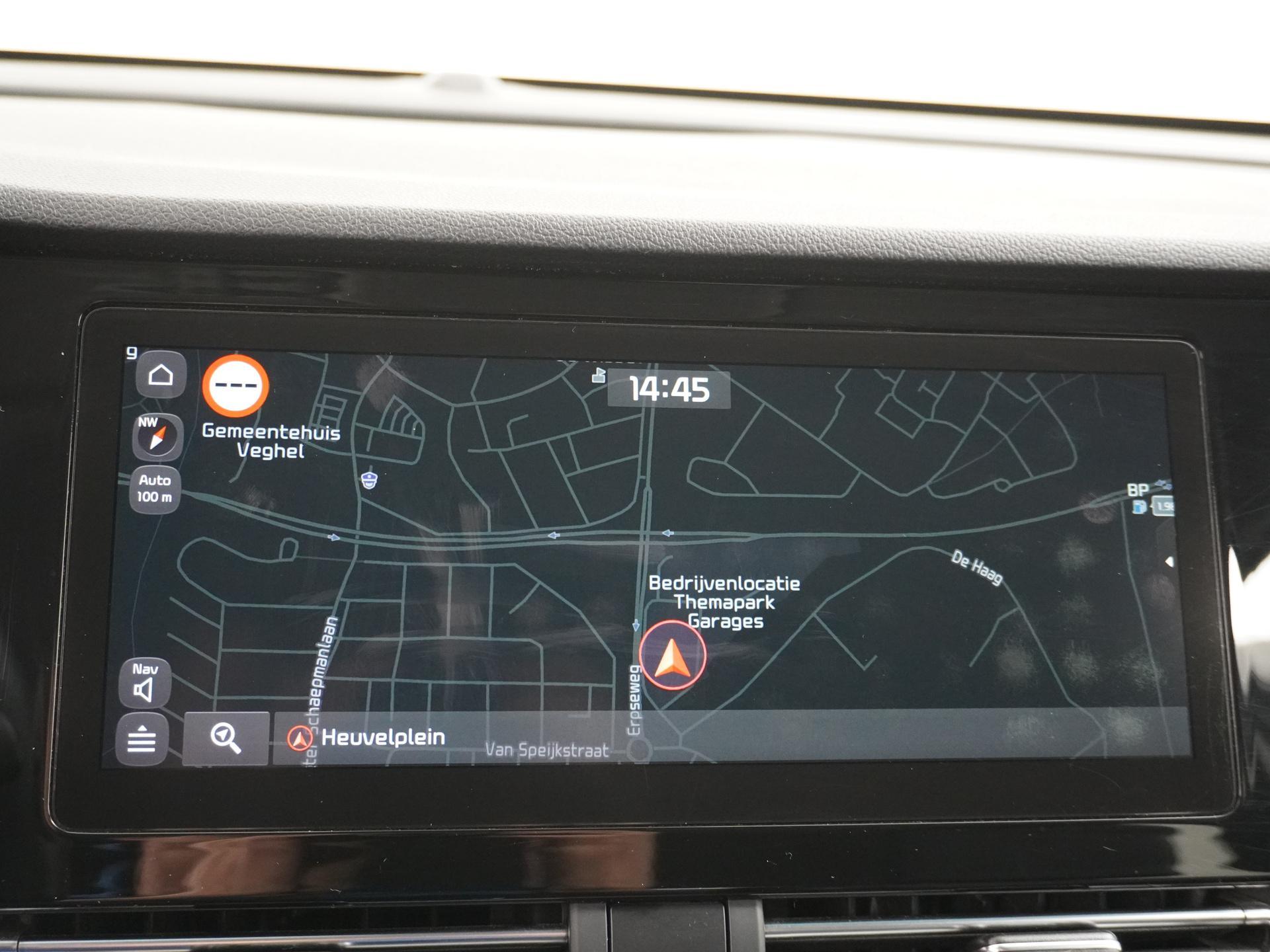 Kia Niro 1.6 GDi Hybrid DynamicPlusLine 13