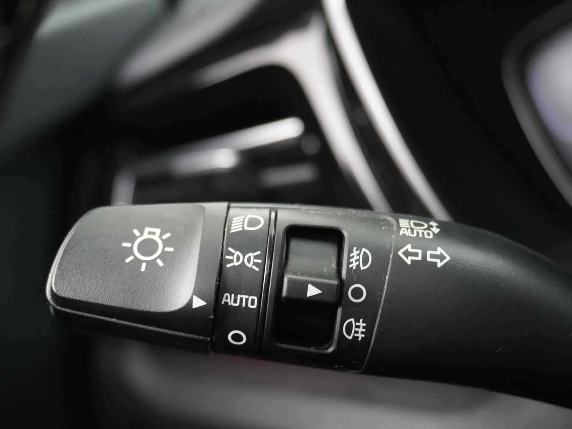 Kia Niro 1.6 GDi Hybrid DynamicPlusLine 24