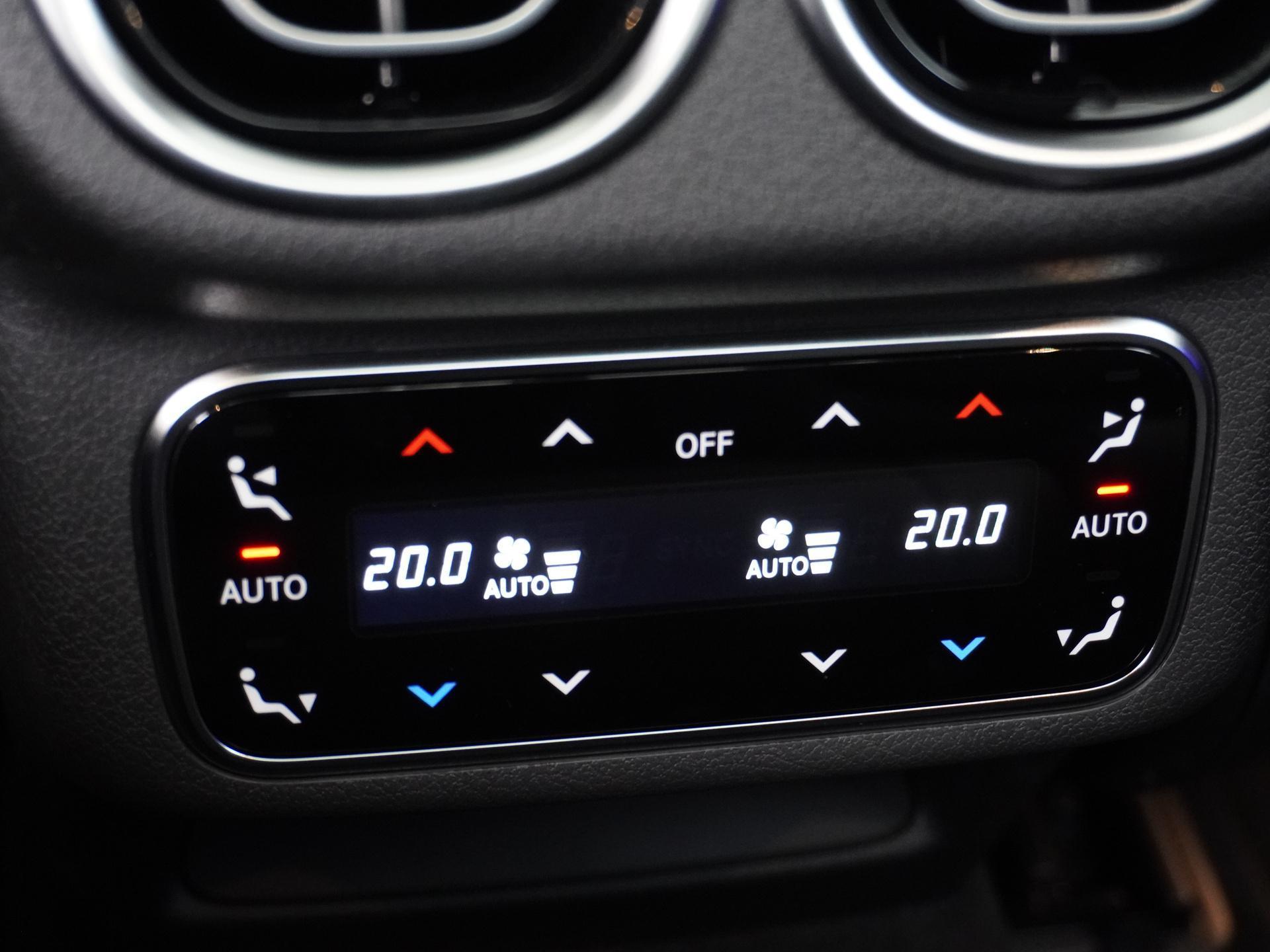 Mercedes-Benz GLC-klasse 400e 4MATIC AMG Line 28