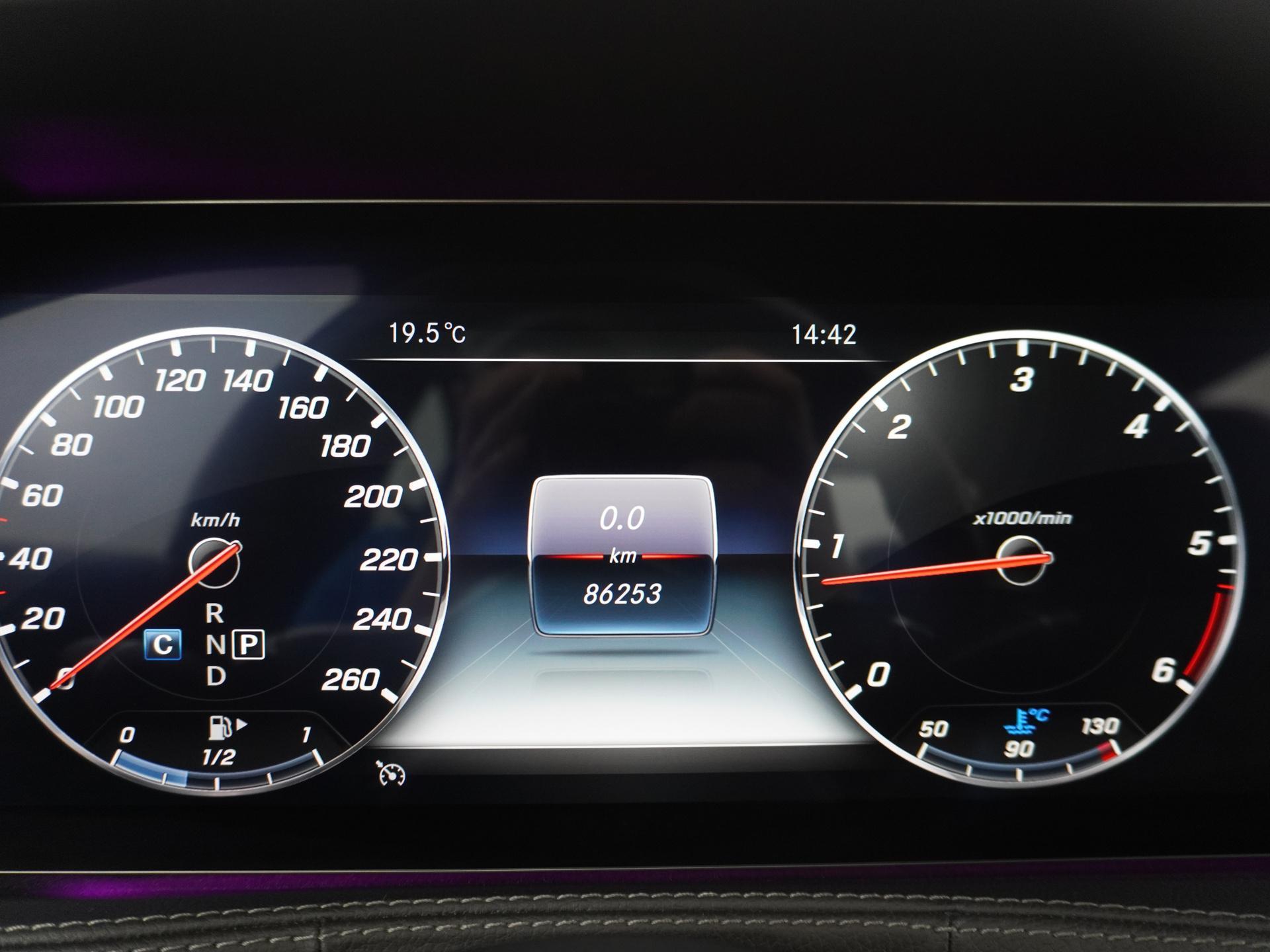 Mercedes-Benz S-Klasse 350 d 4Matic AMG Lang 32