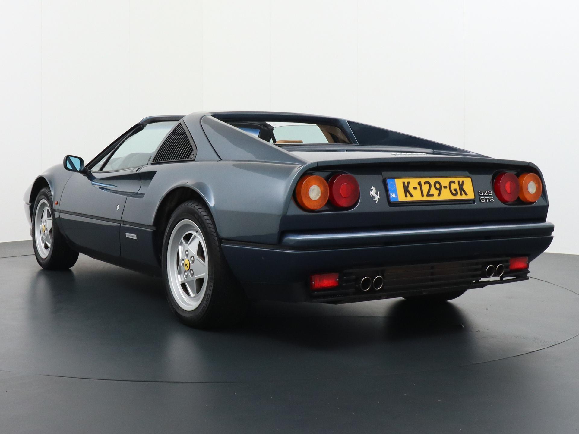Ferrari 328 GTS 2