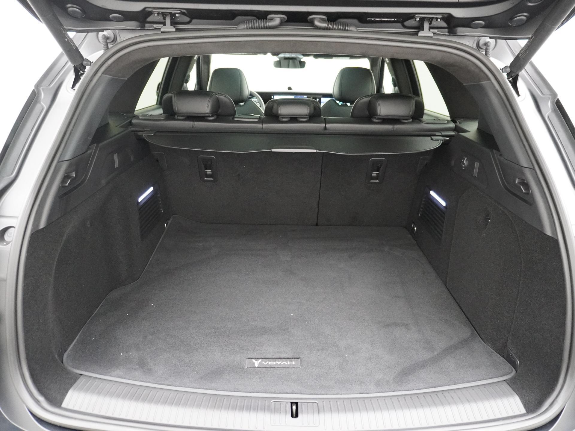 VOYAH Free Business Edition 4WD 106 kWh 12