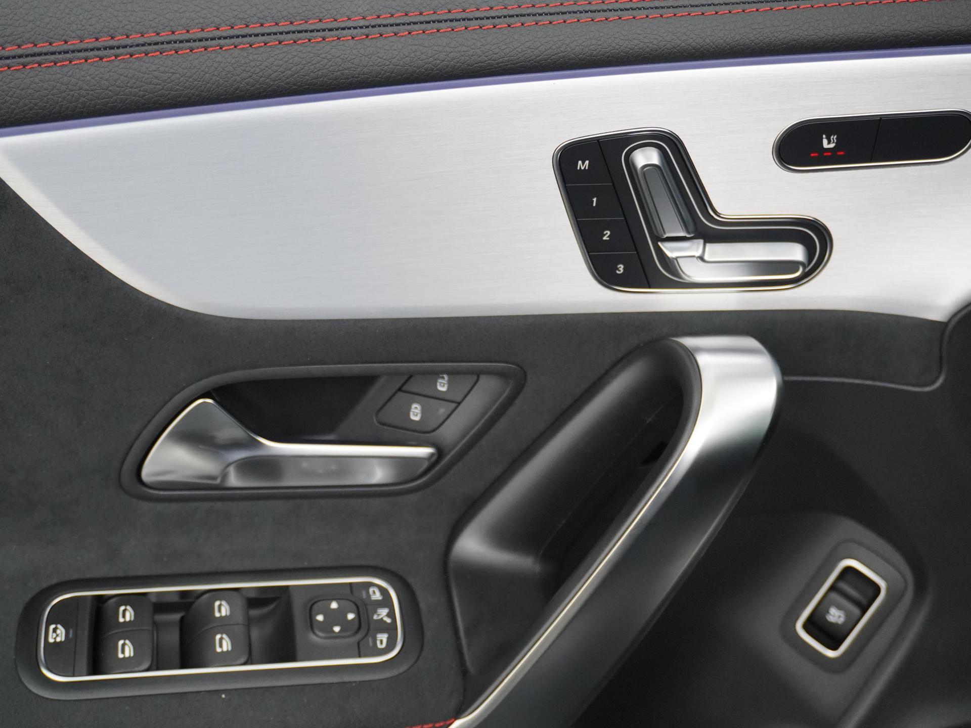 Mercedes-Benz CLA-Klasse Shooting Brake 180 Star Edition AMG Line 16