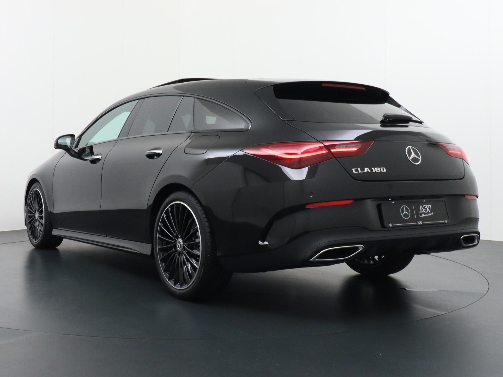 Mercedes-Benz CLA-Klasse Shooting Brake 180 Star Edition AMG Line 2