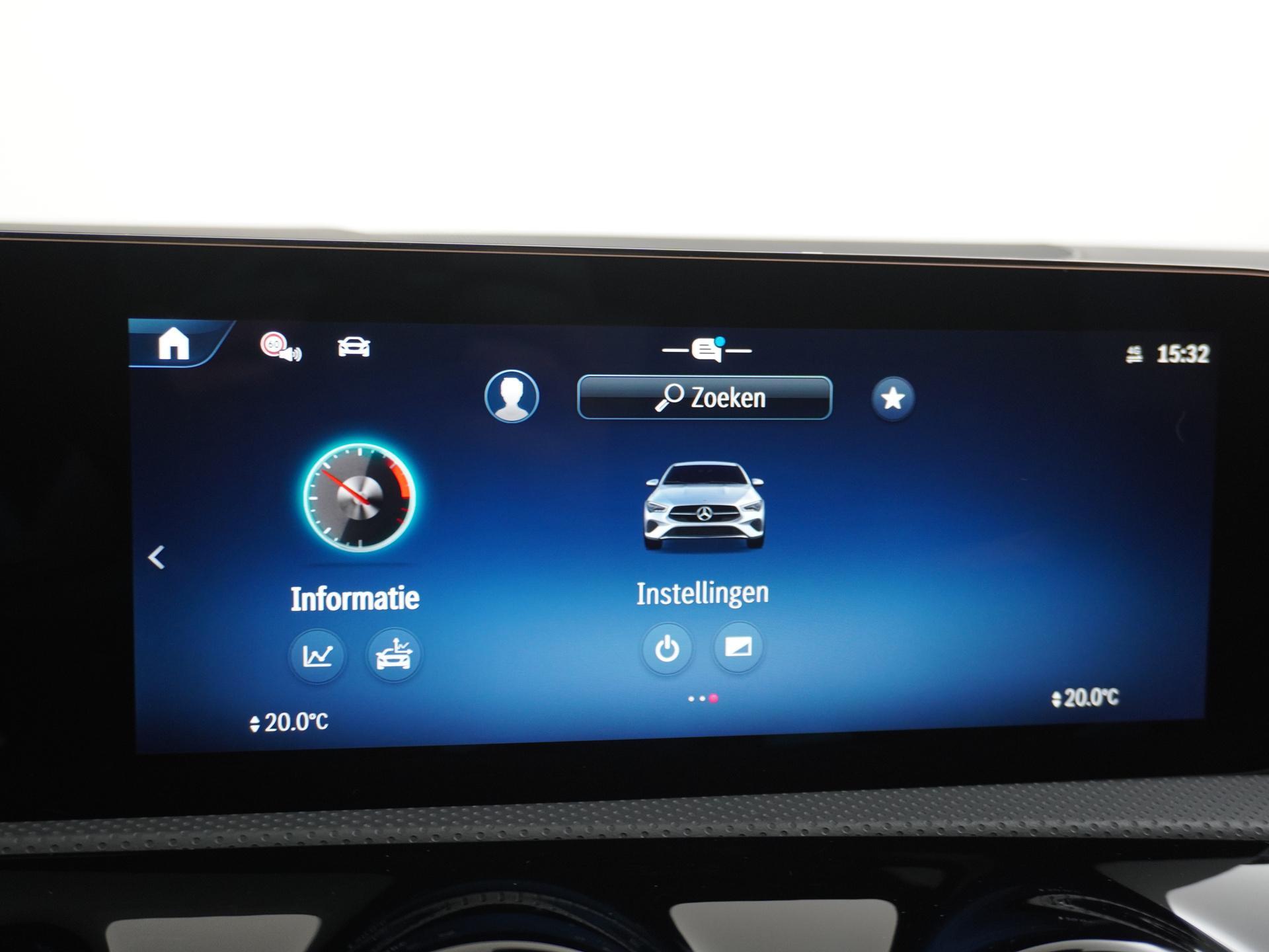 Mercedes-Benz CLA-Klasse Shooting Brake 180 Star Edition AMG Line 33