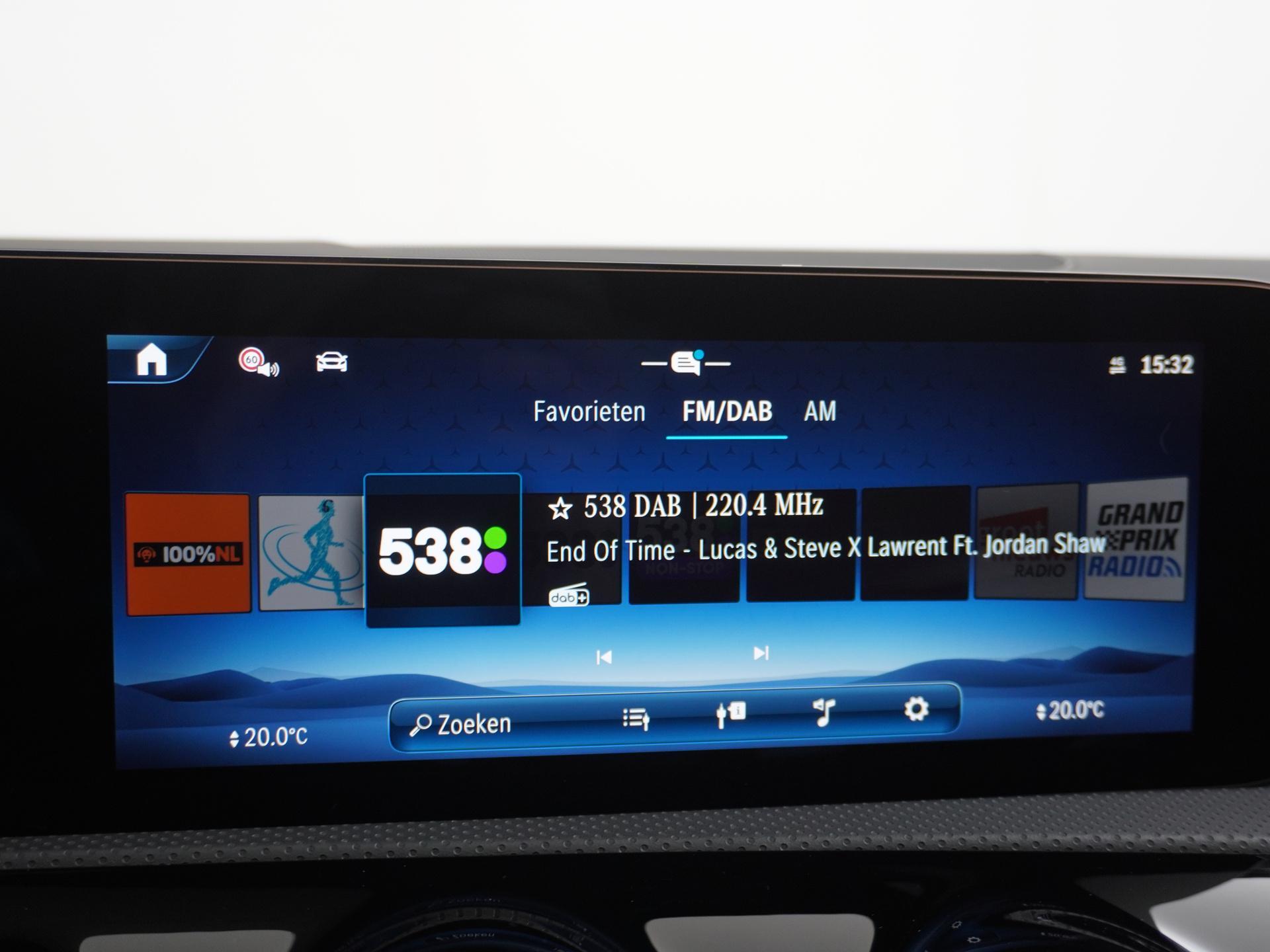 Mercedes-Benz CLA-Klasse Shooting Brake 180 Star Edition AMG Line 36