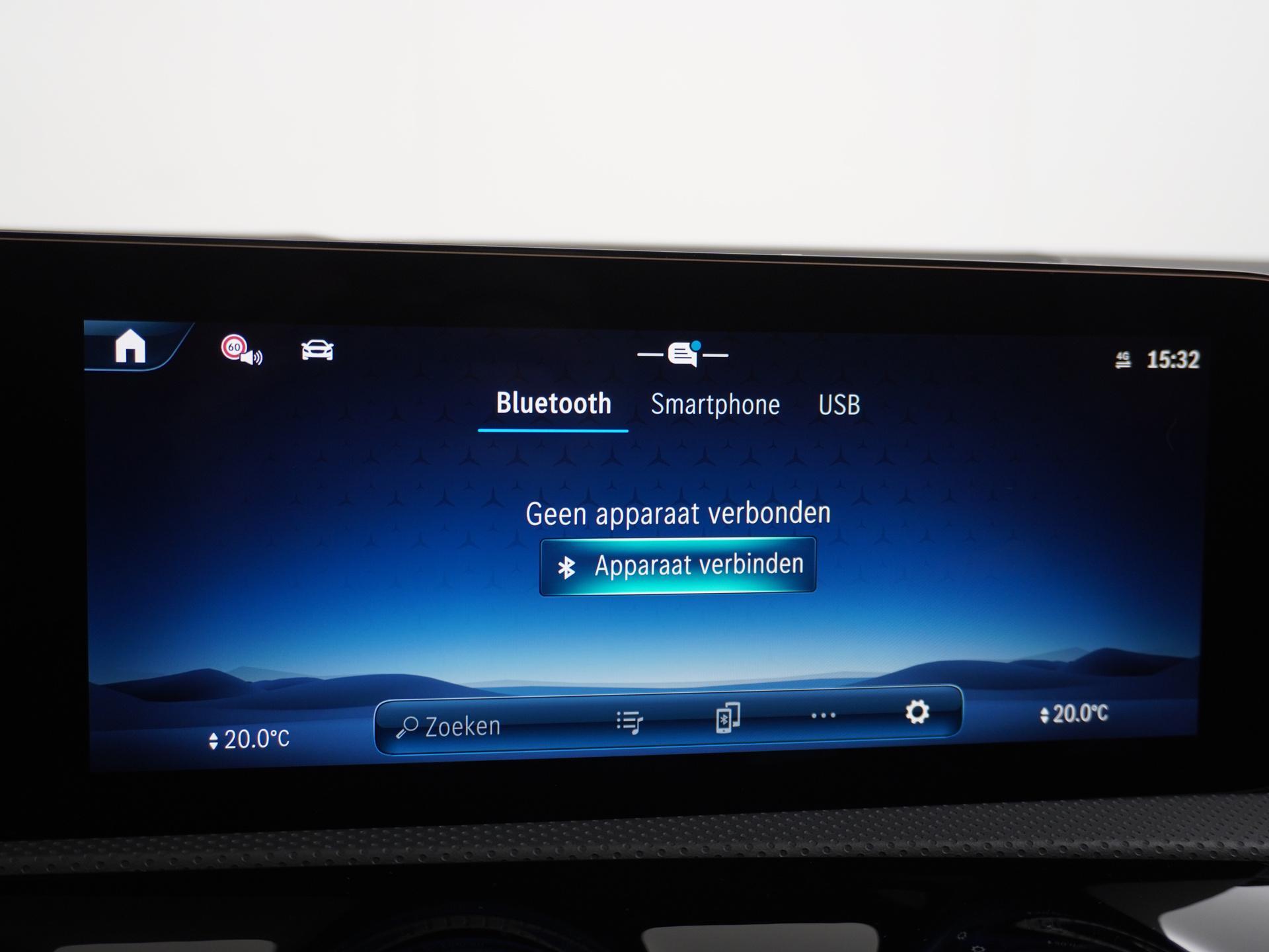 Mercedes-Benz CLA-Klasse Shooting Brake 180 Star Edition AMG Line 37