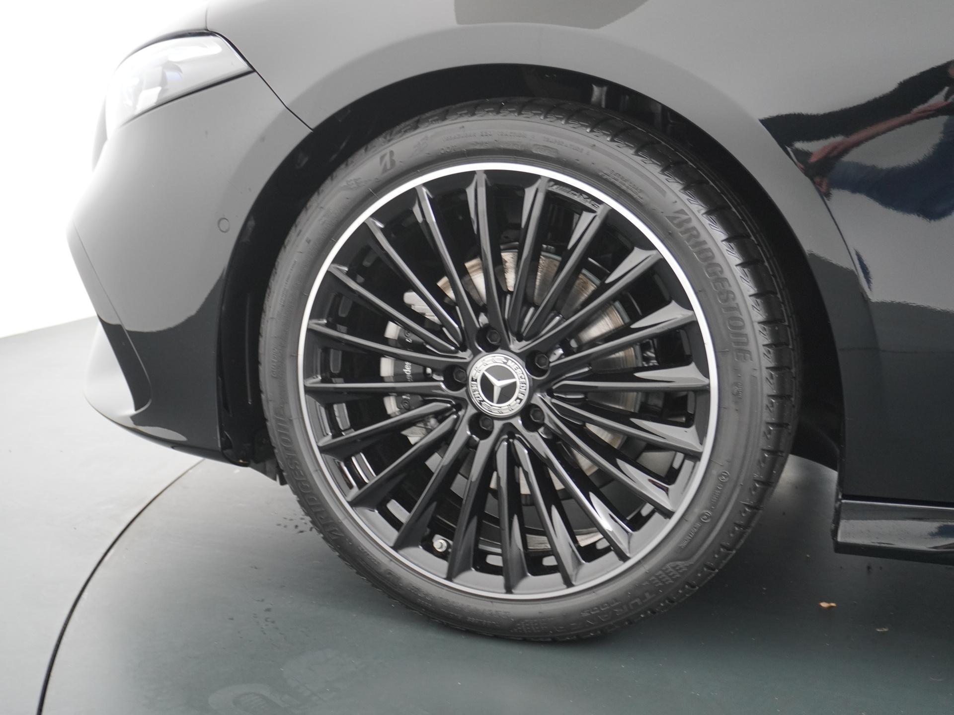 Mercedes-Benz A-klasse 180 Star Edition AMG Line 13