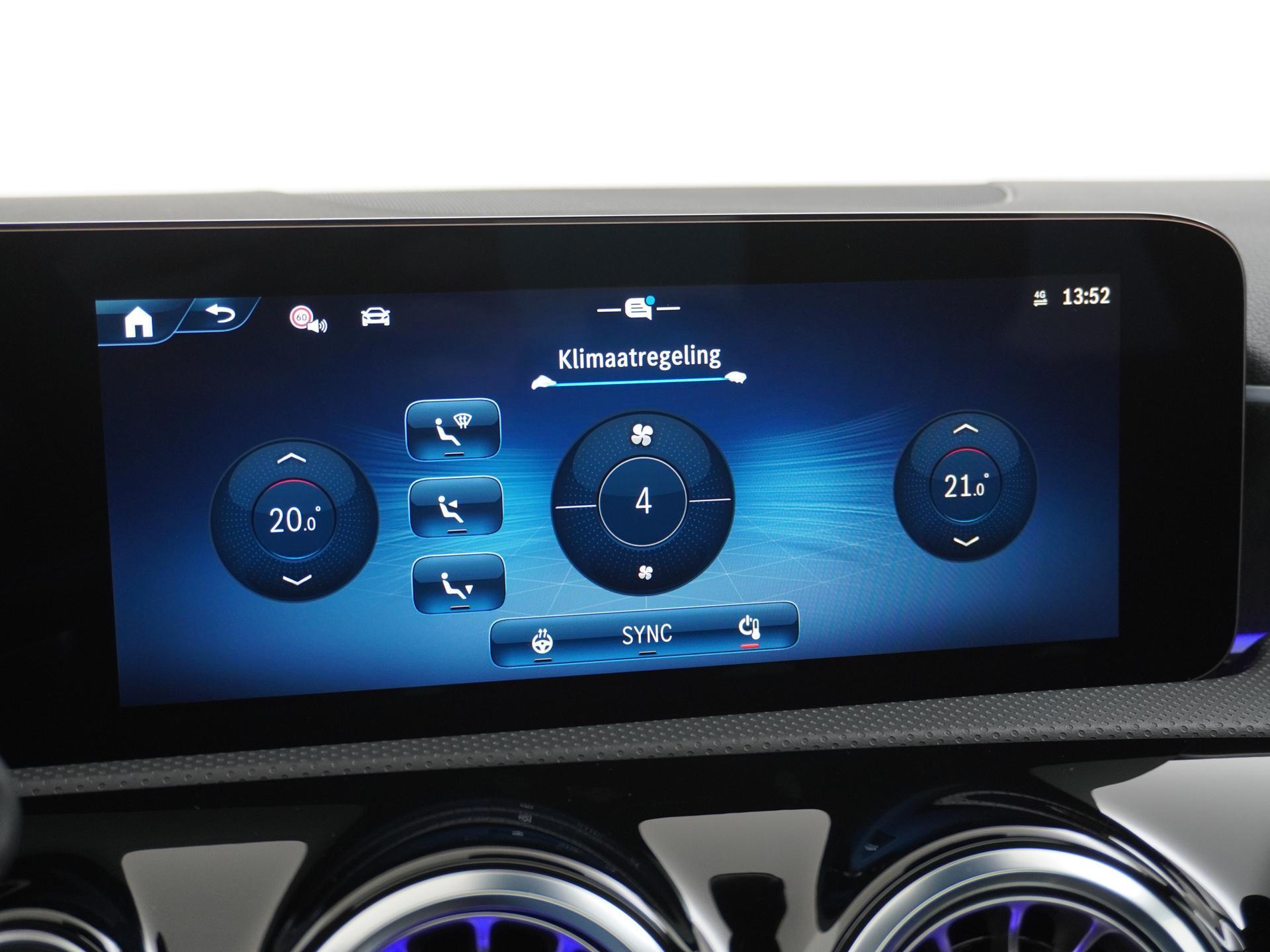 Mercedes-Benz A-klasse 180 Star Edition AMG Line 42