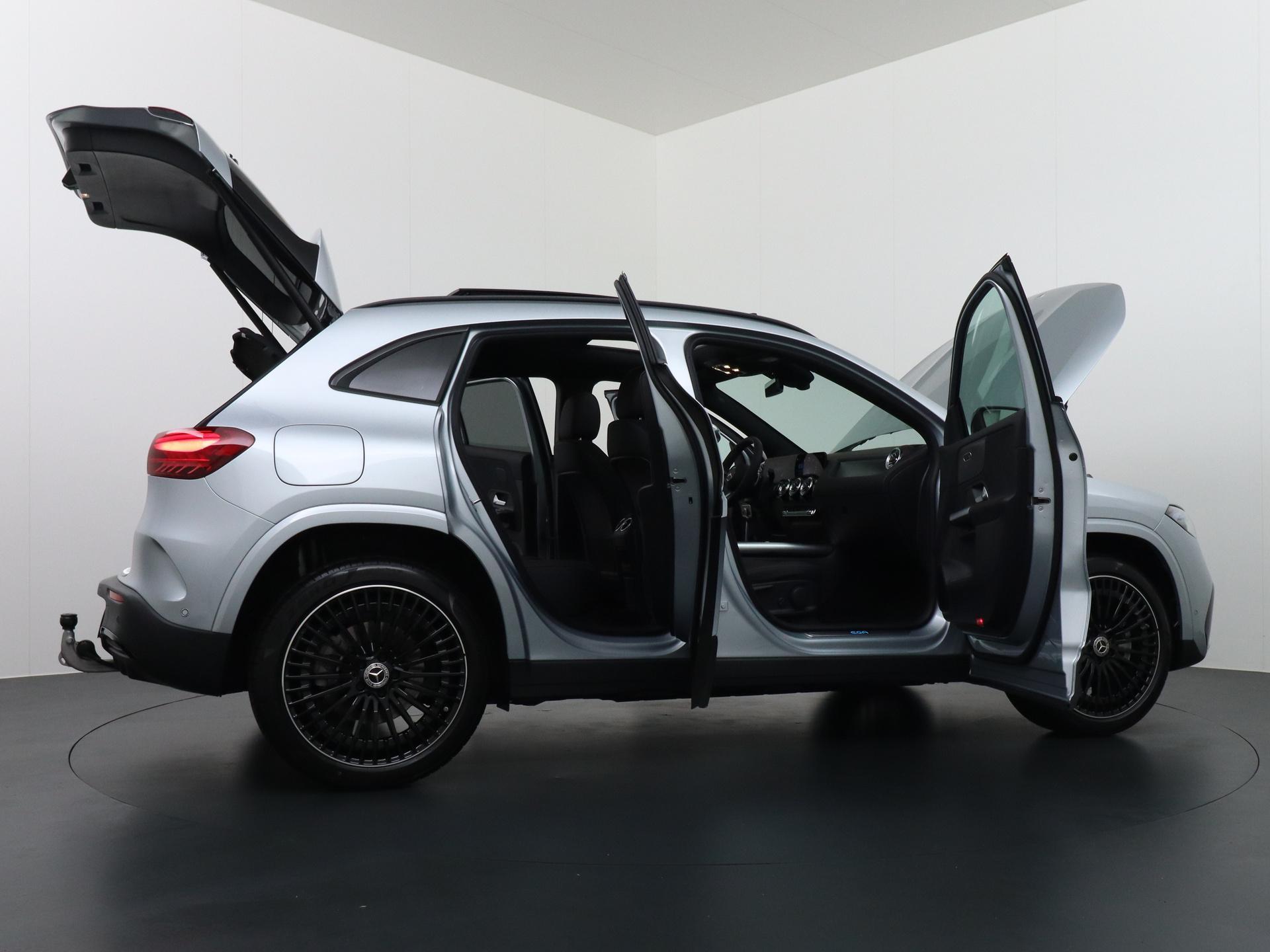 Mercedes-Benz EQA 250+ AMG Line 71 kWh Accu 13