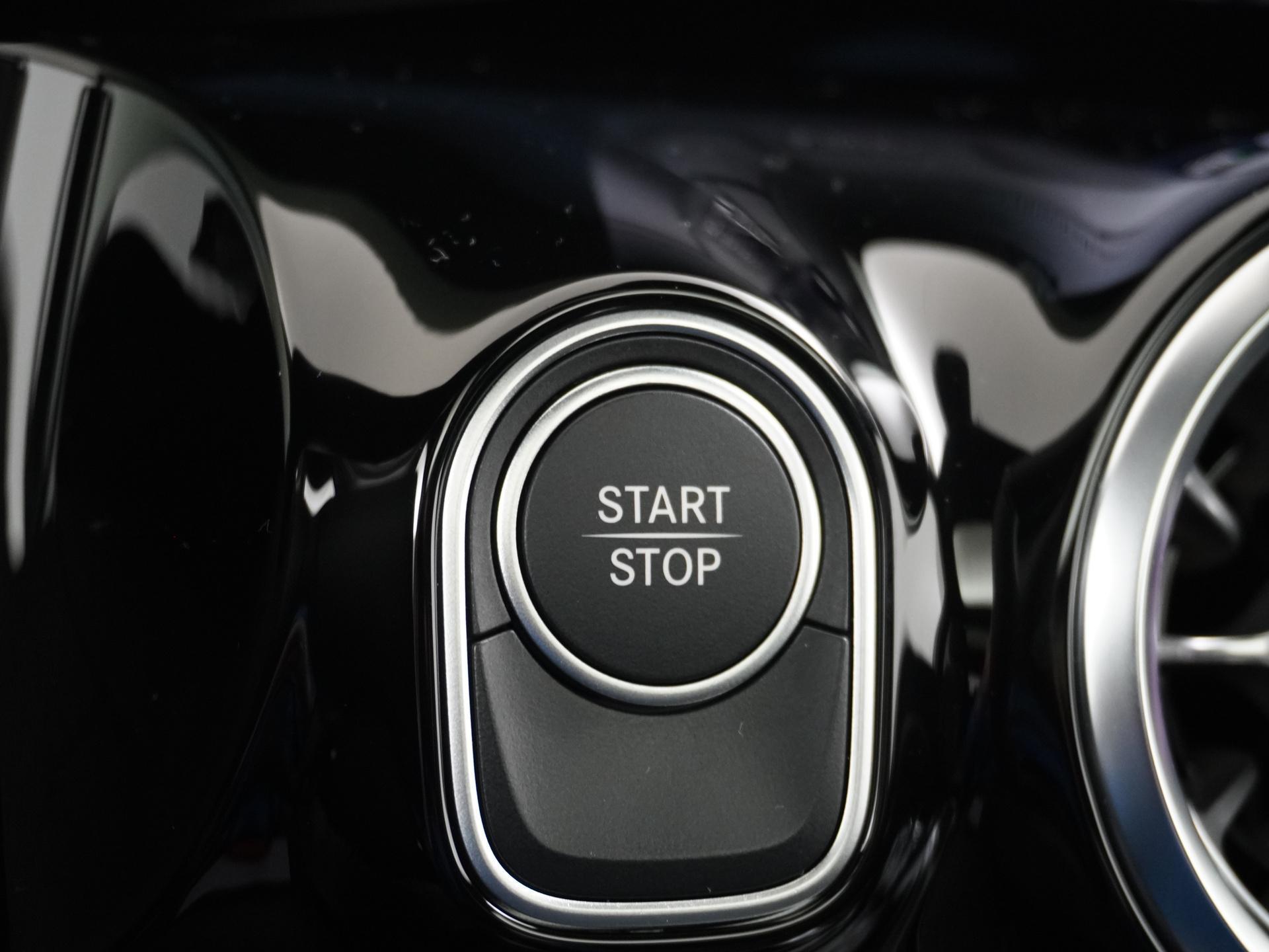 Mercedes-Benz EQA 250+ AMG Line 71 kWh Accu 30