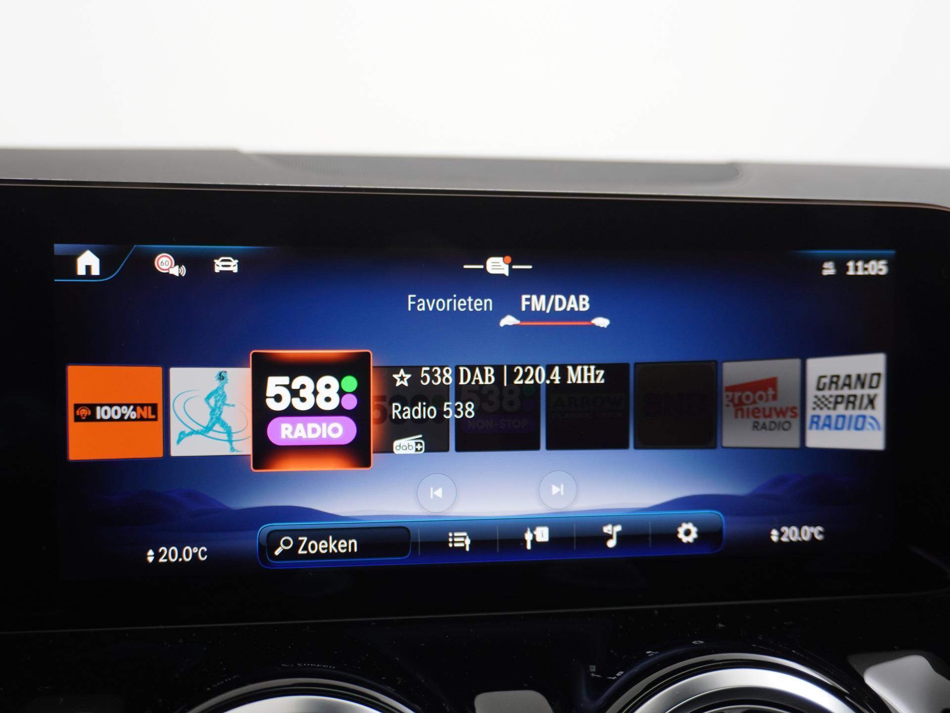 Mercedes-Benz EQA 250+ AMG Line 71 kWh Accu 41