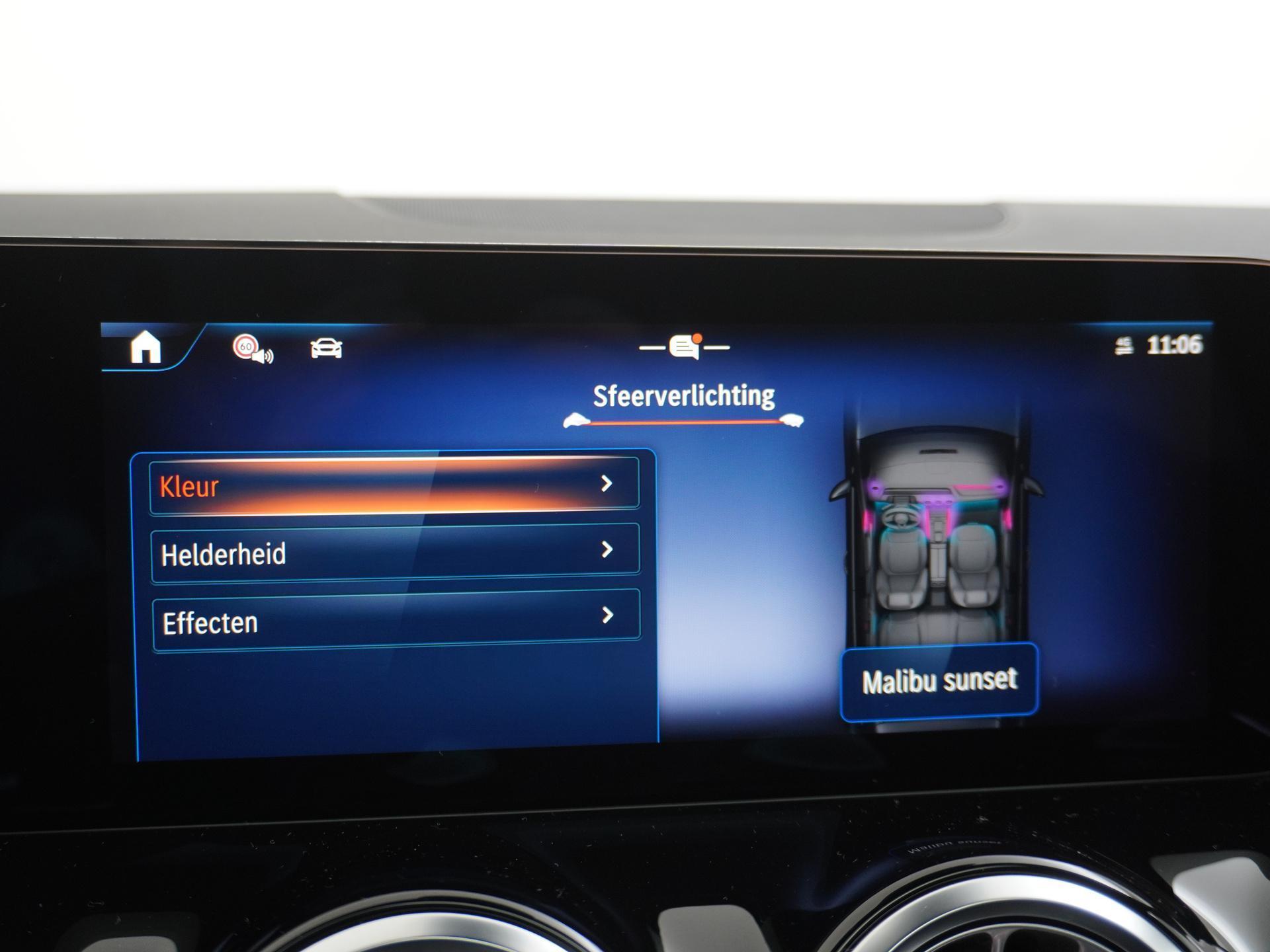 Mercedes-Benz EQA 250+ AMG Line 71 kWh Accu 44