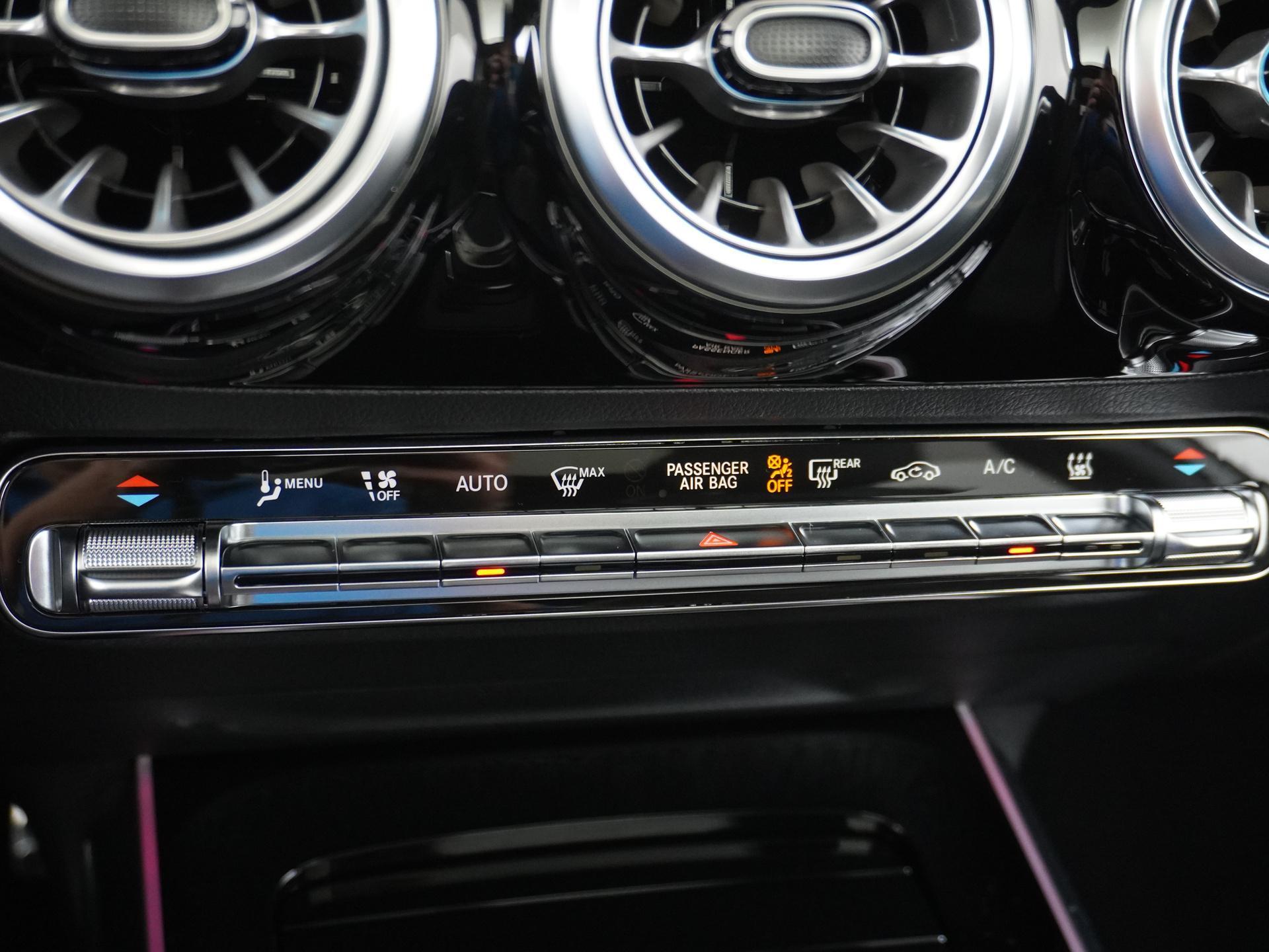 Mercedes-Benz EQA 250+ AMG Line 71 kWh Accu 48