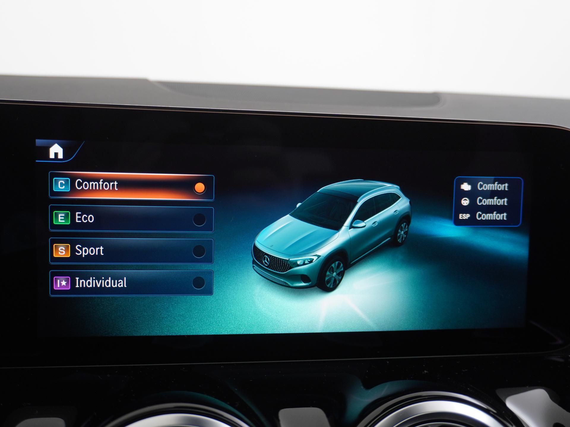 Mercedes-Benz EQA 250+ AMG Line 71 kWh Accu 49