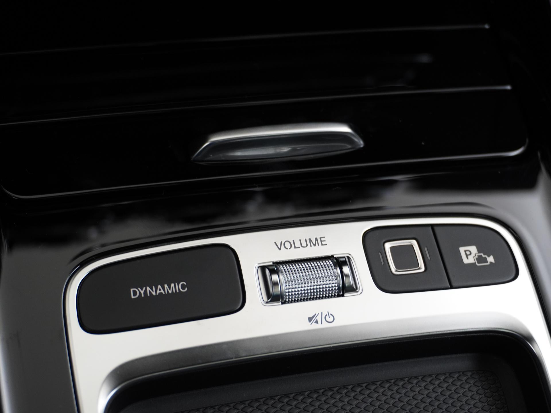 Mercedes-Benz EQA 250+ AMG Line 71 kWh Accu 51