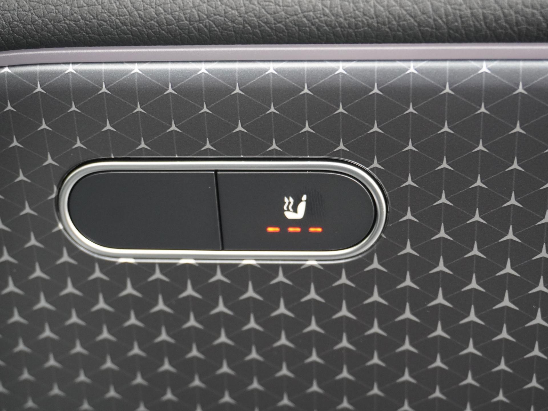 Mercedes-Benz EQA 250+ AMG Line 71 kWh Accu 54