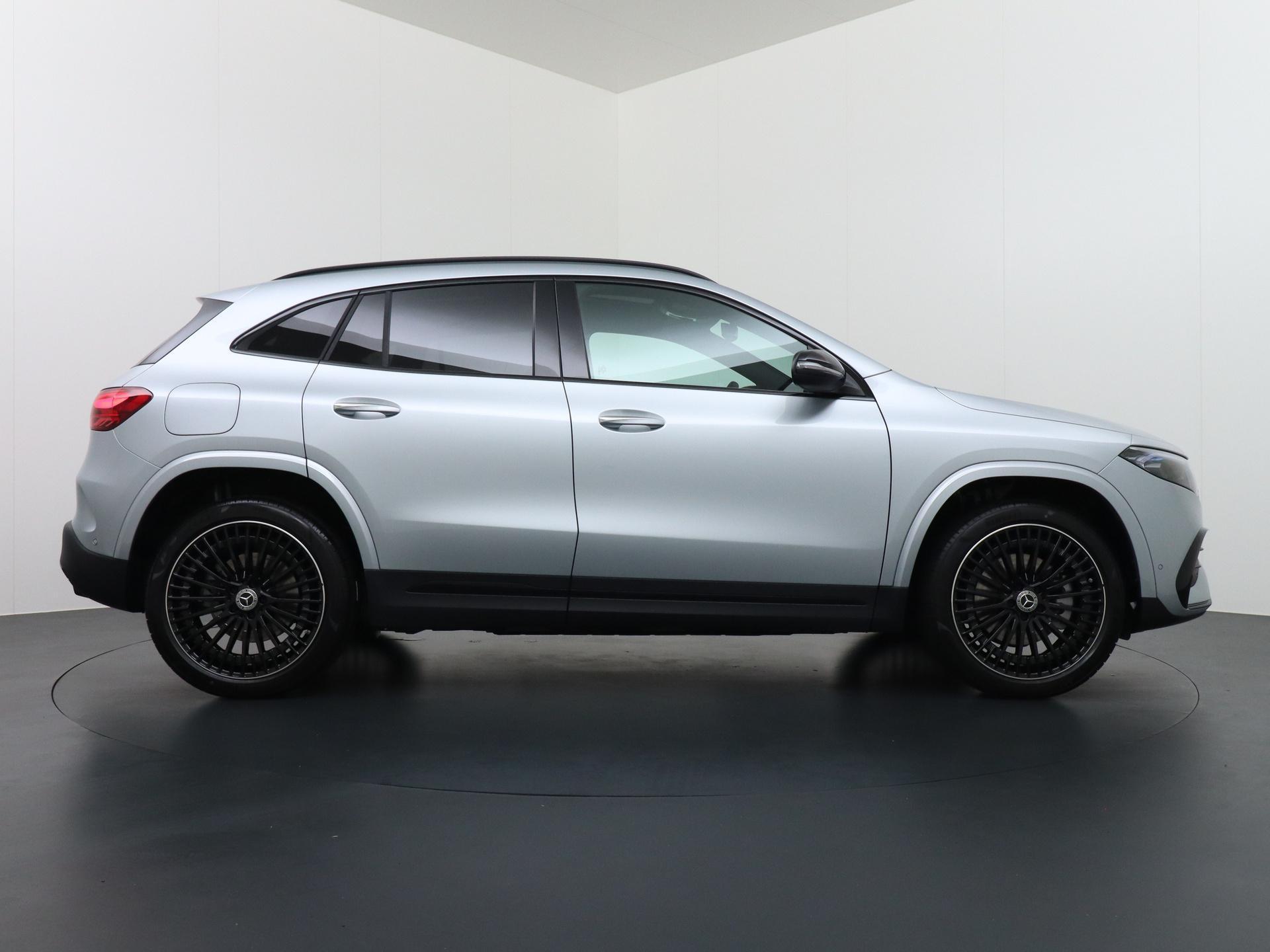 Mercedes-Benz EQA 250+ AMG Line 71 kWh Accu 9