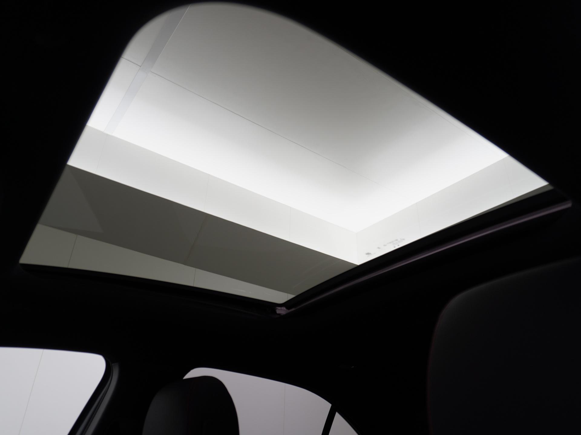 Mercedes-Benz A-Klasse 180 Star Edition AMG Line 1