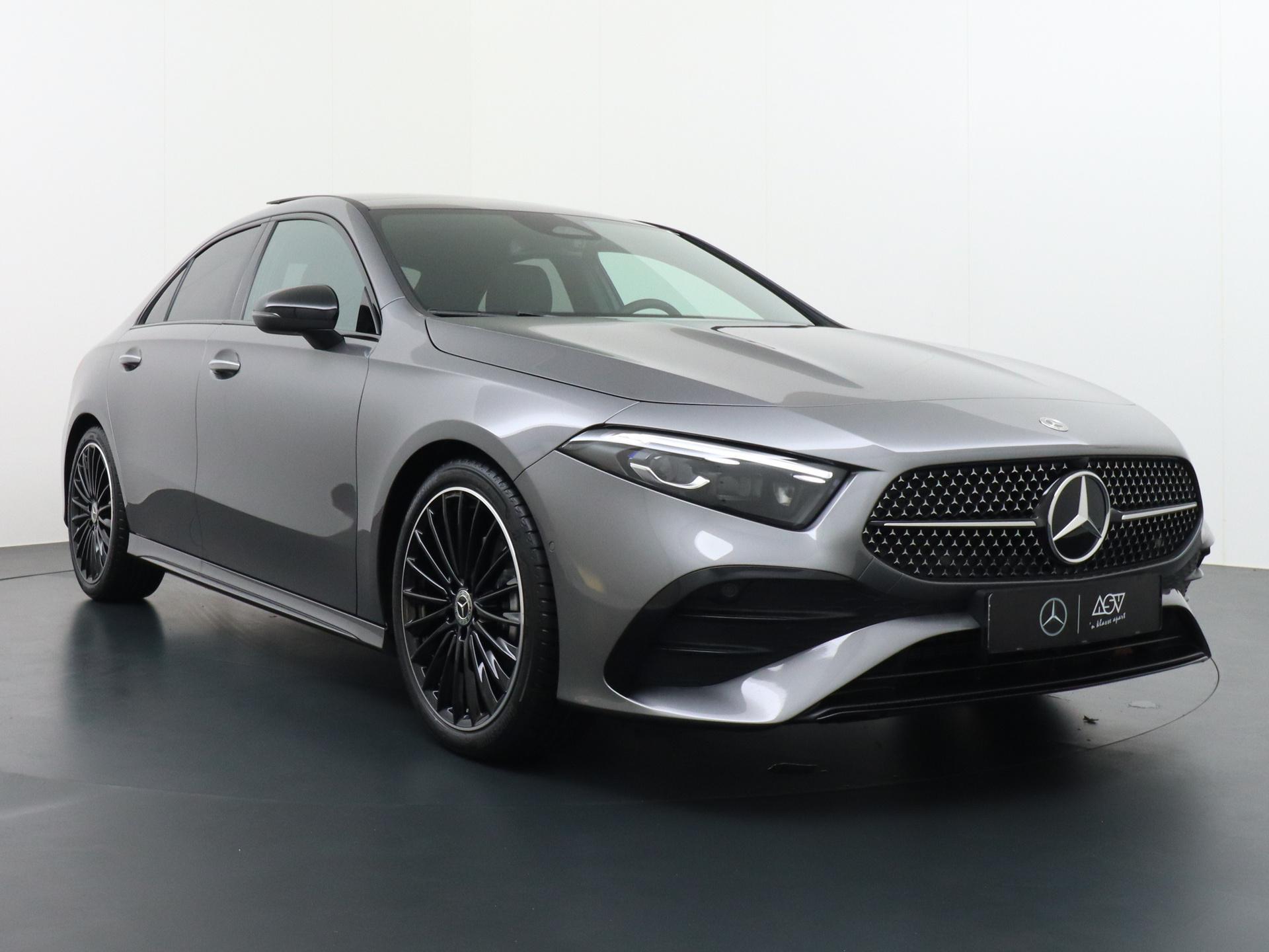 Mercedes-Benz A-Klasse 180 Star Edition AMG Line 11