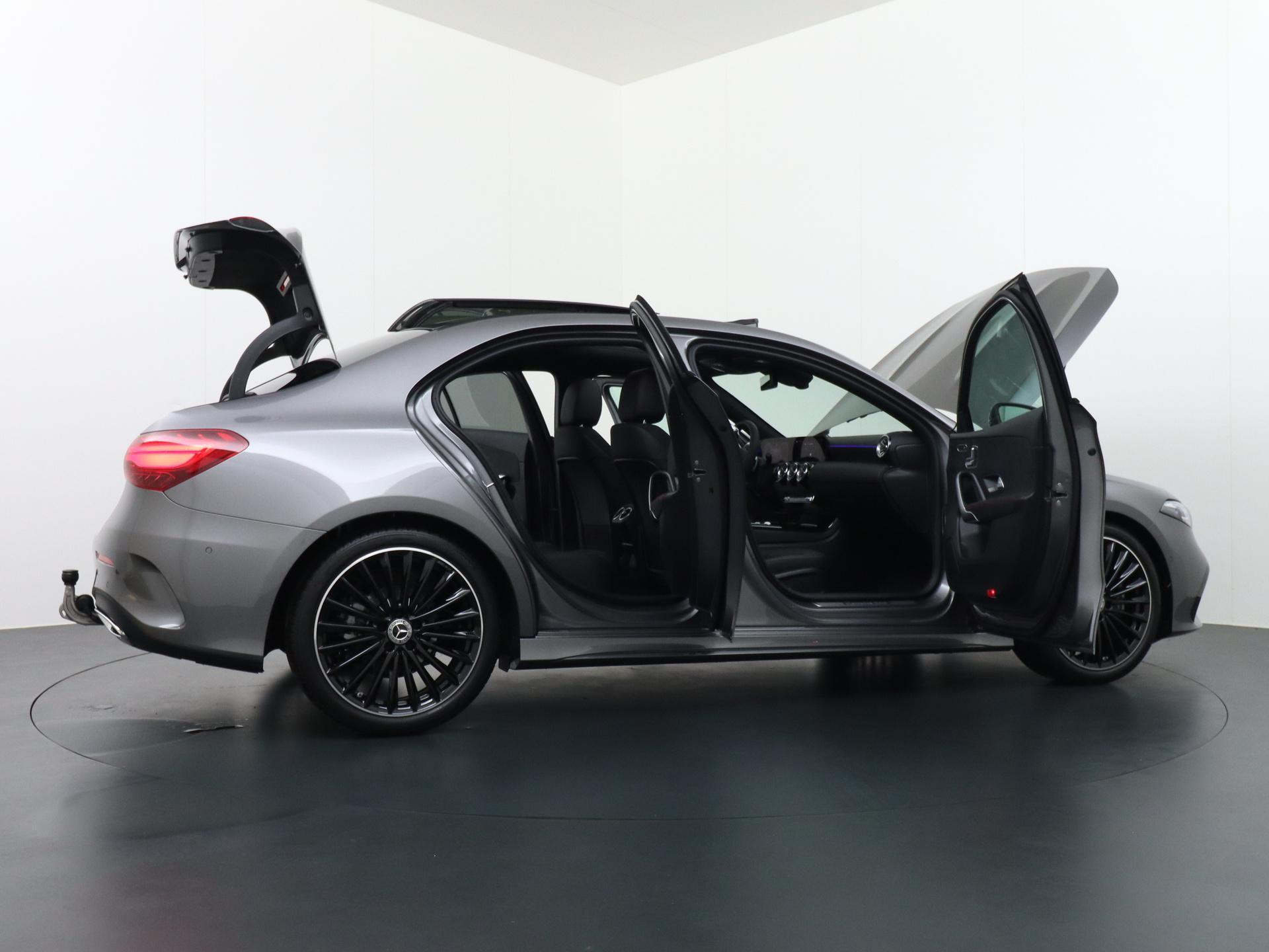 Mercedes-Benz A-Klasse 180 Star Edition AMG Line 14