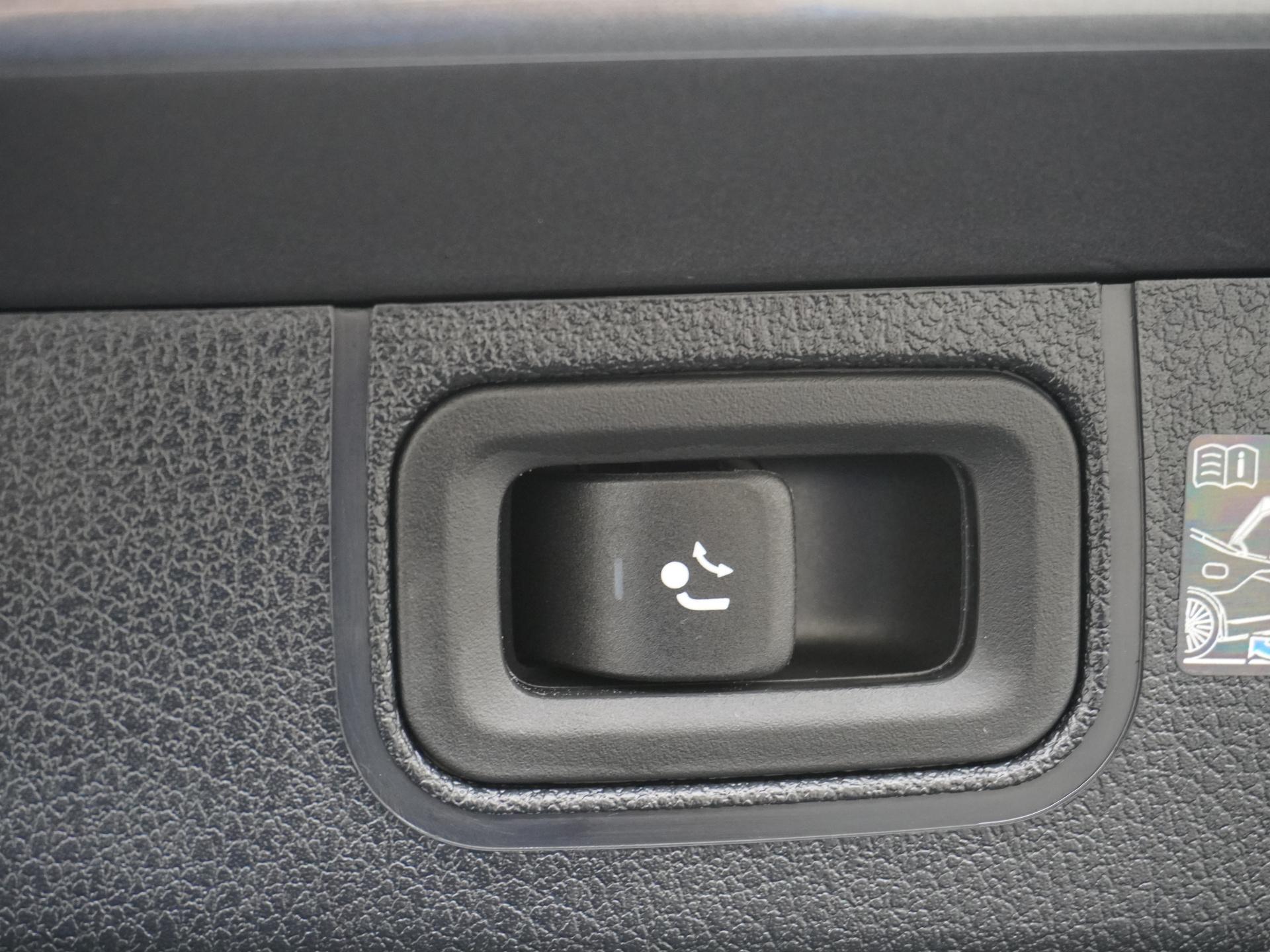 Mercedes-Benz A-Klasse 180 Star Edition AMG Line 18