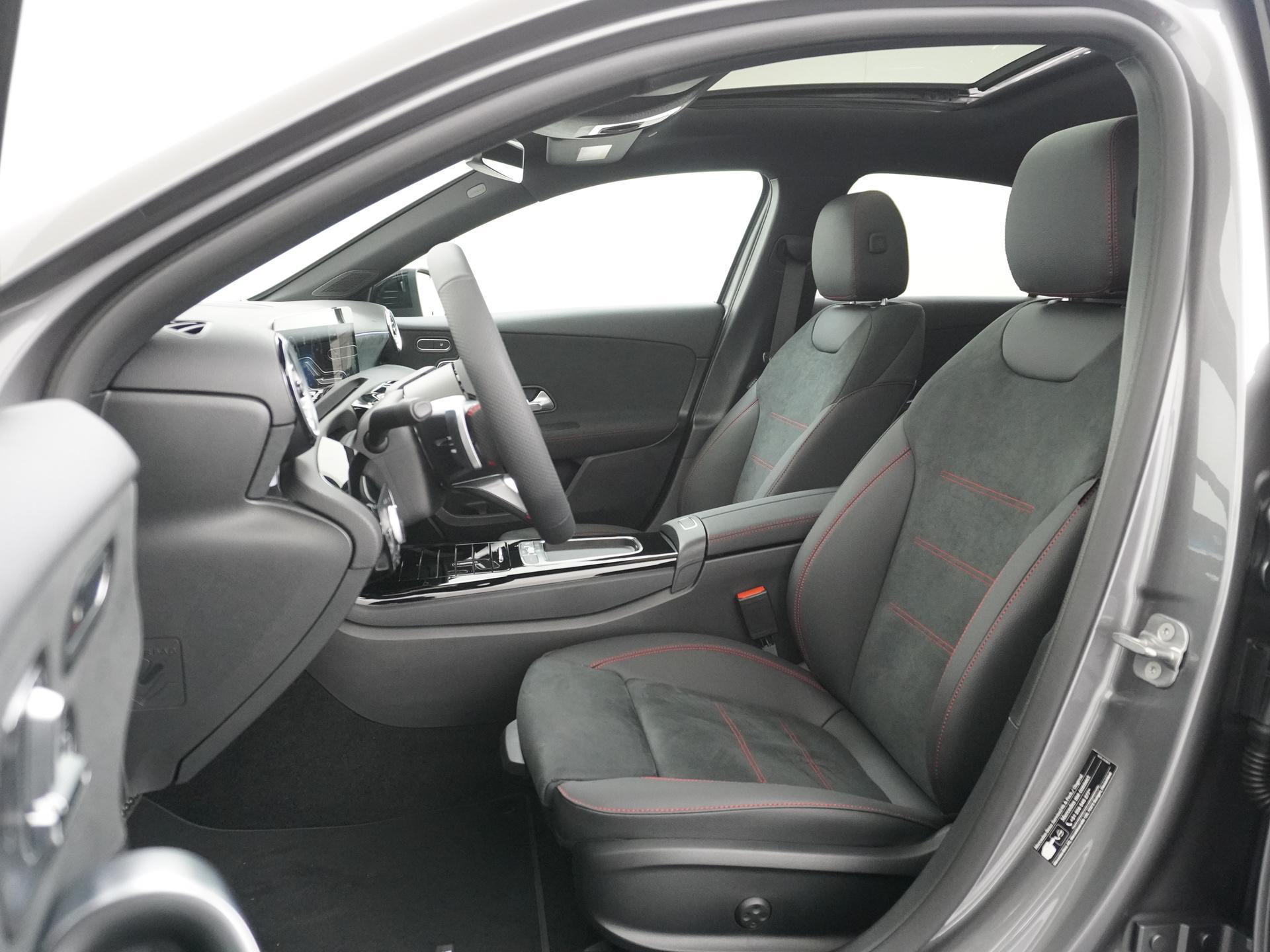 Mercedes-Benz A-Klasse 180 Star Edition AMG Line 22