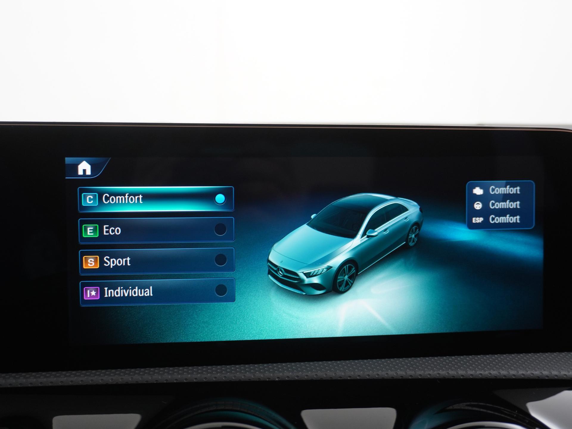 Mercedes-Benz A-Klasse 180 Star Edition AMG Line 47