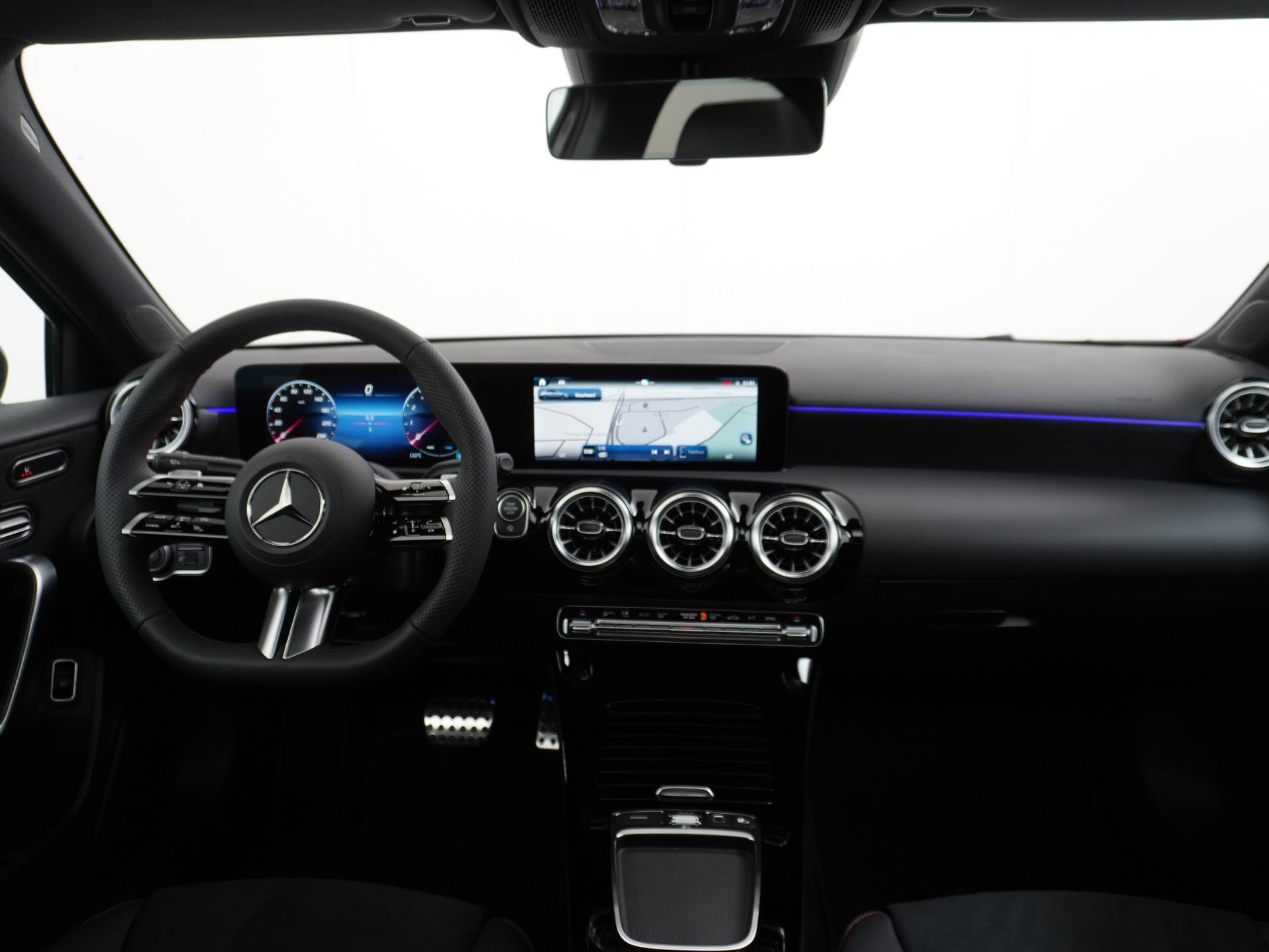 Mercedes-Benz A-Klasse 180 Star Edition AMG Line 7