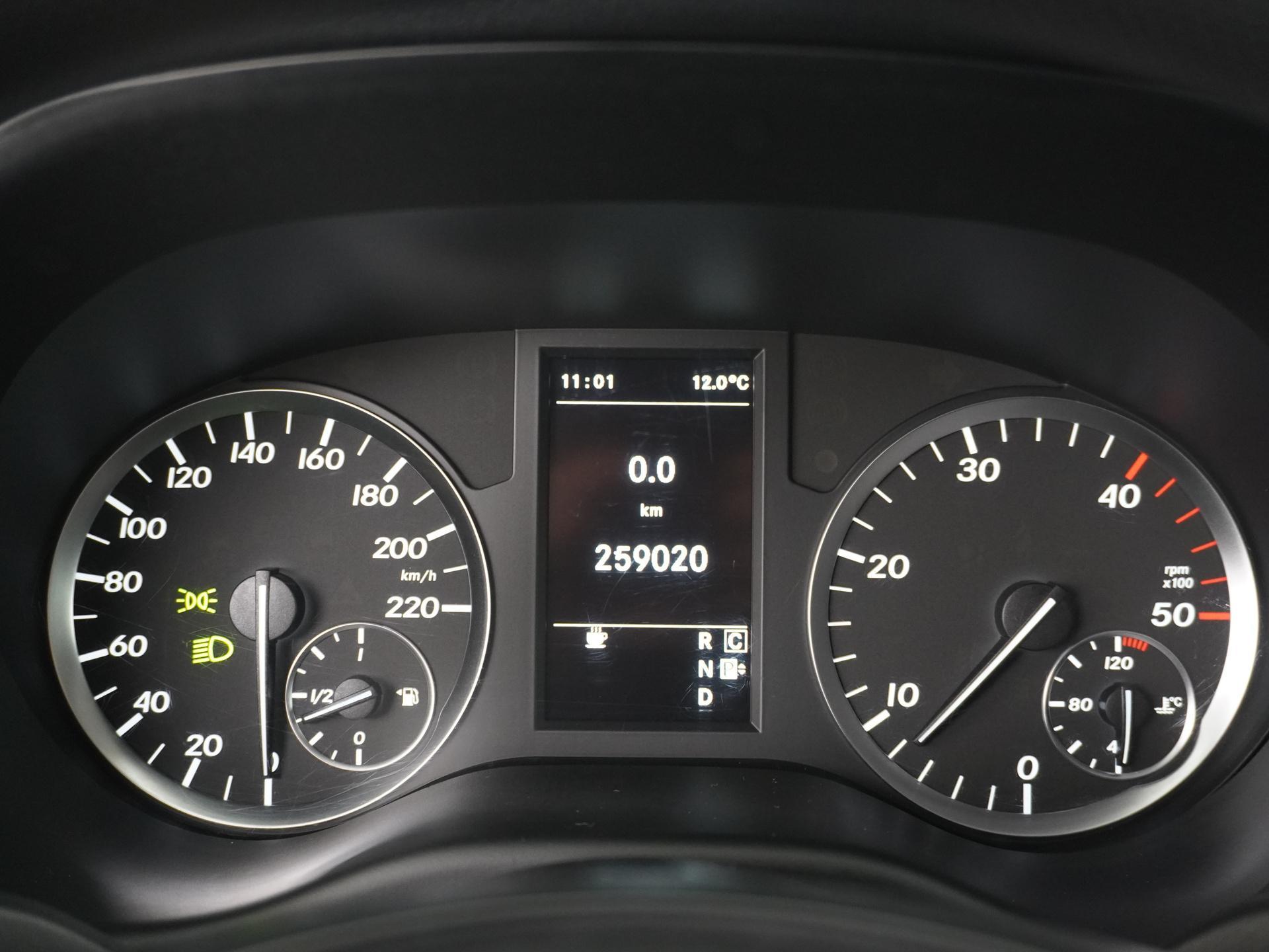 Mercedes-Benz Vito 119 CDI Lang DC Comfort 14