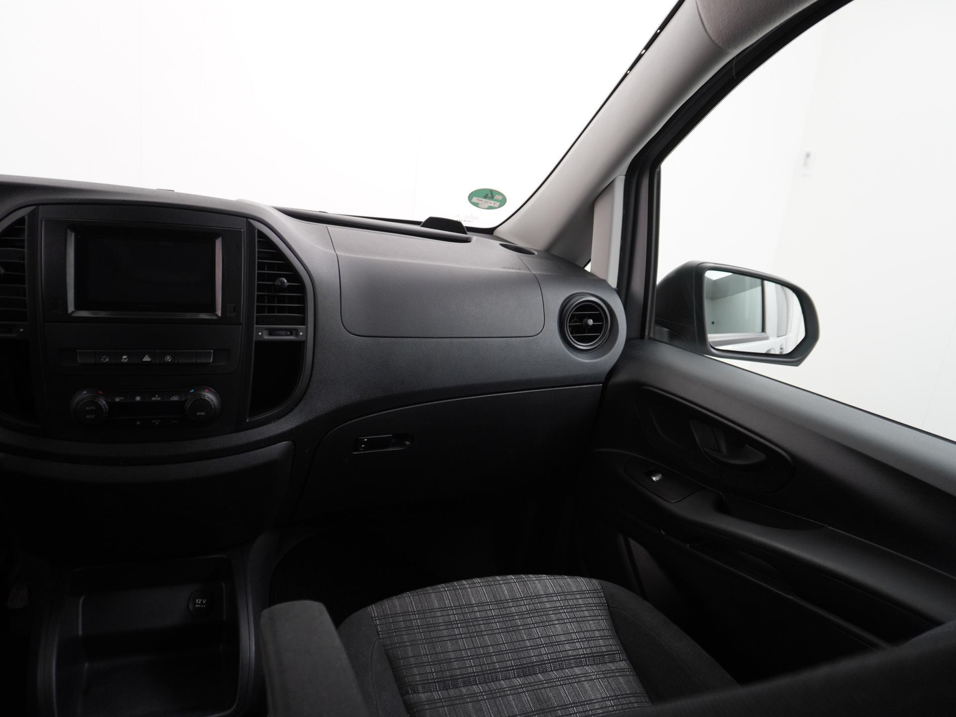 Mercedes-Benz Vito 119 CDI Lang DC Comfort 22