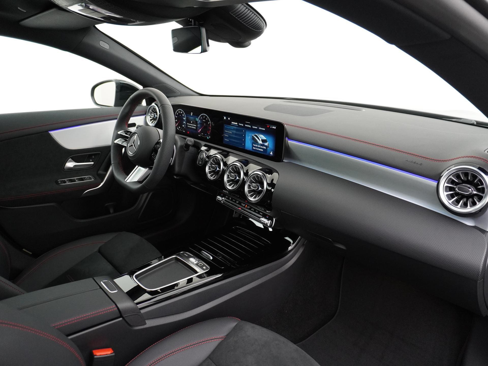 Mercedes-Benz CLA-Klasse Shooting Brake 180 Star Edition AMG Line 10