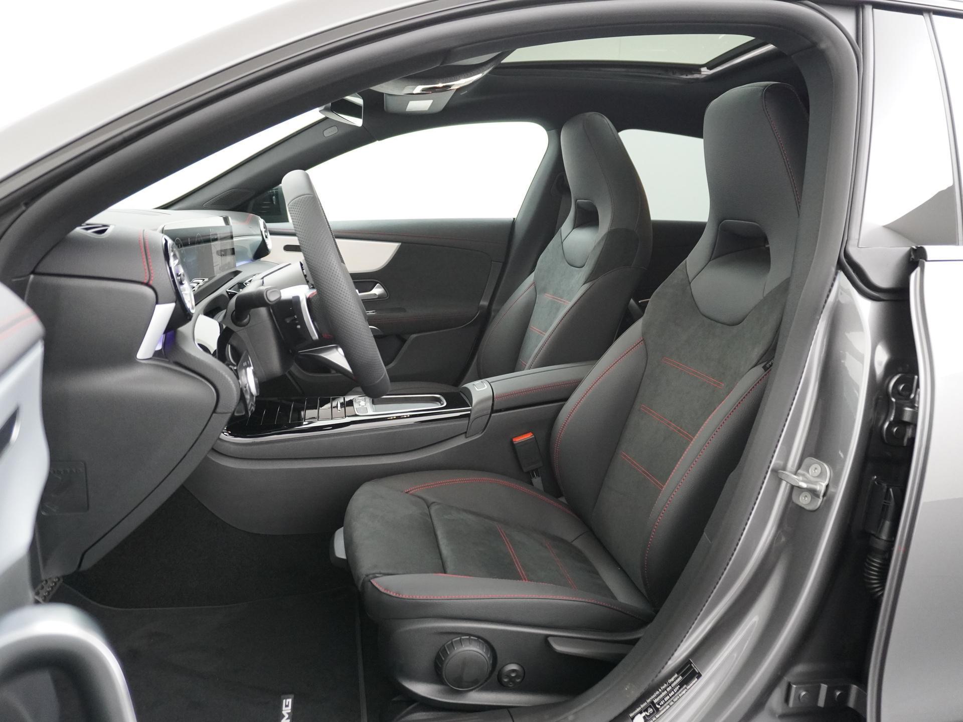 Mercedes-Benz CLA-Klasse Shooting Brake 180 Star Edition AMG Line 24