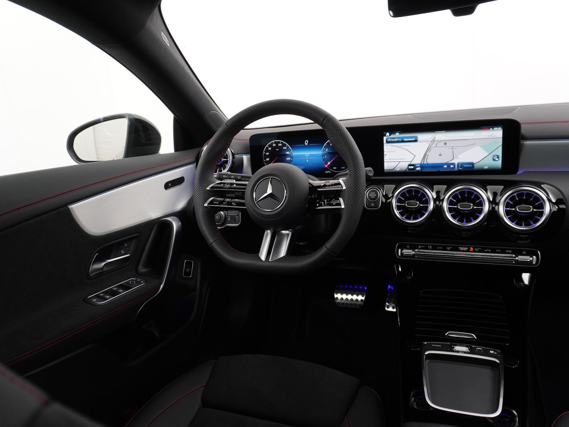 Mercedes-Benz CLA-Klasse Shooting Brake 180 Star Edition AMG Line 27