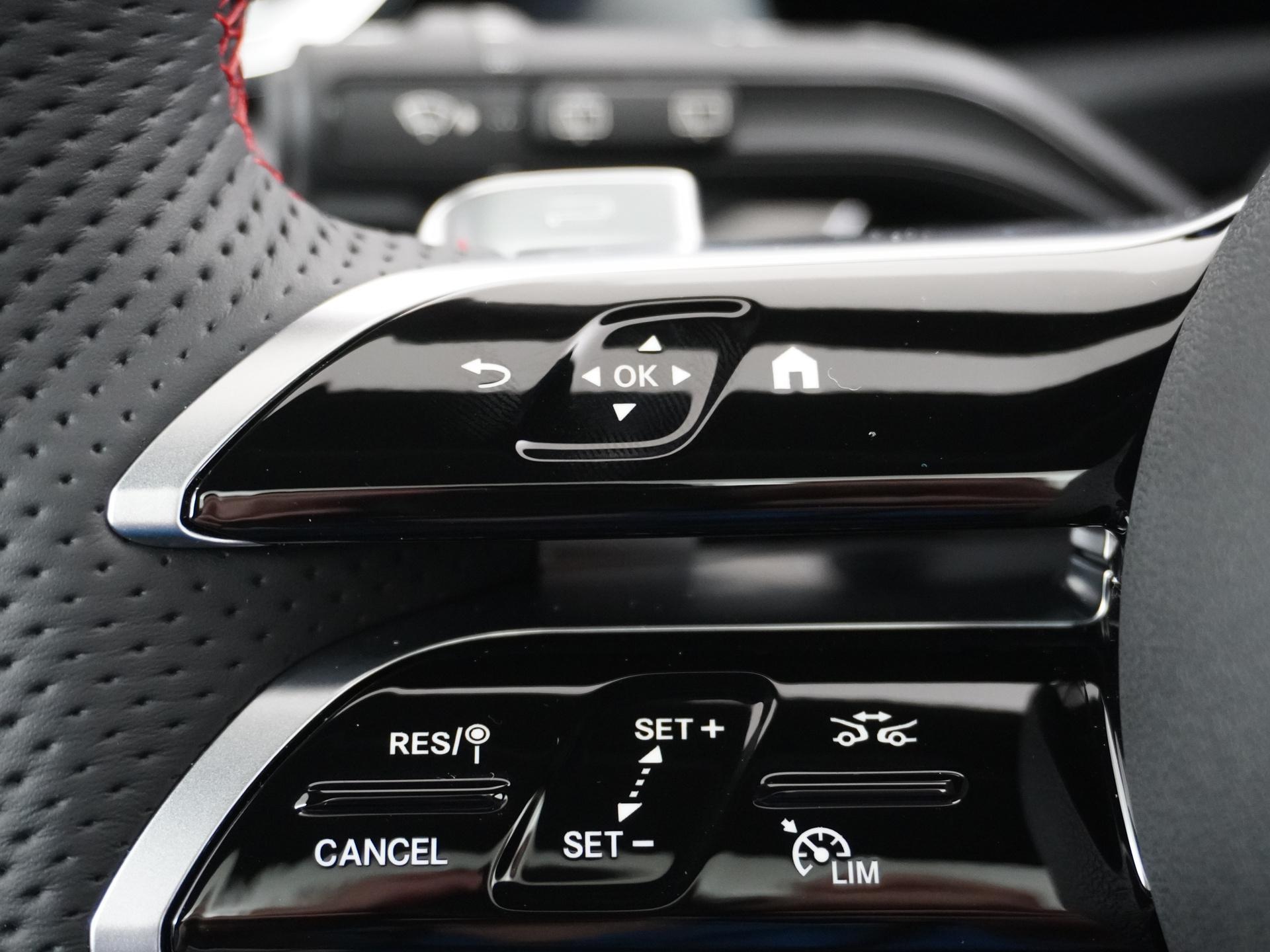 Mercedes-Benz CLA-Klasse Shooting Brake 180 Star Edition AMG Line 33