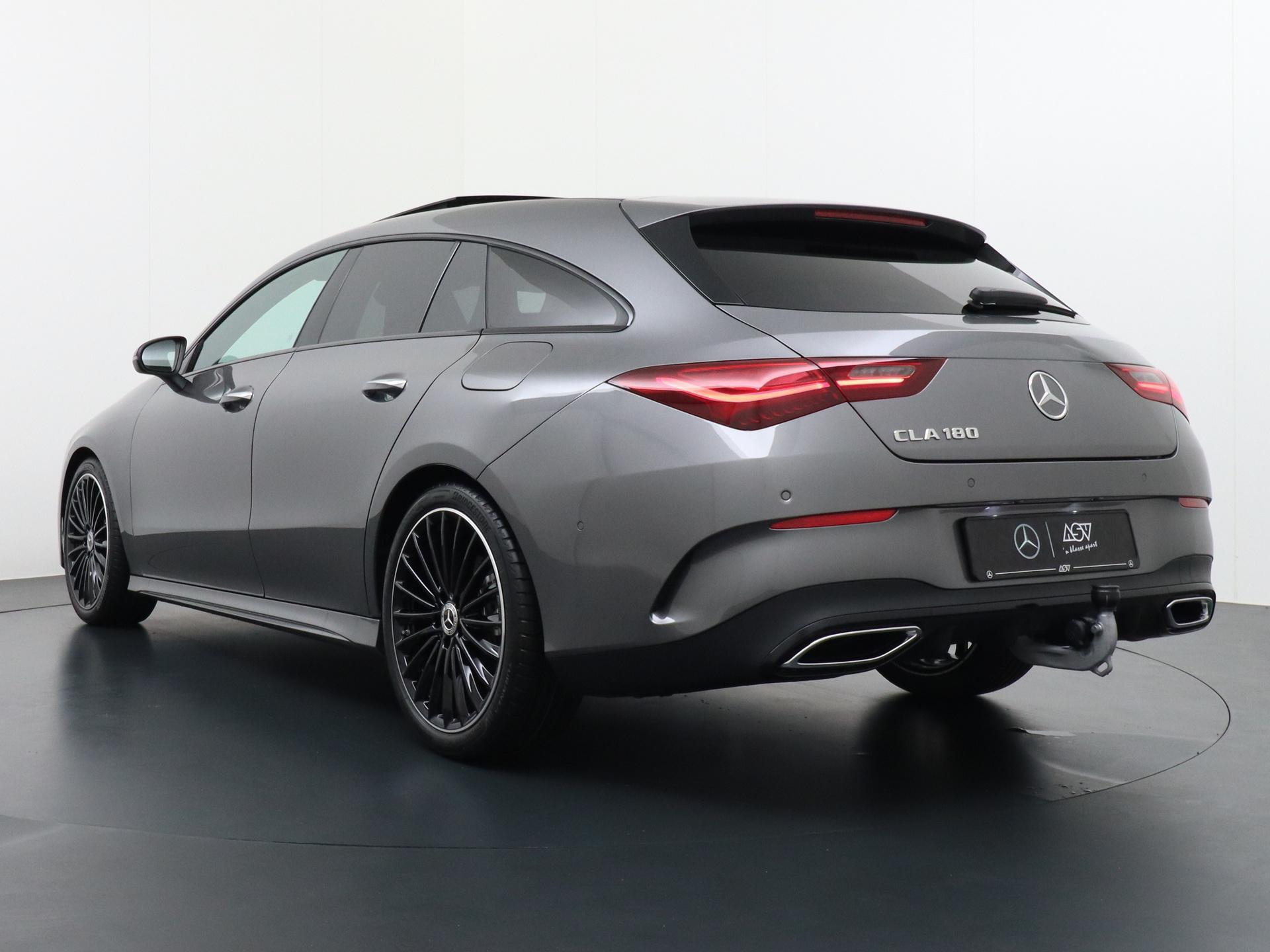 Mercedes-Benz CLA-Klasse Shooting Brake 180 Star Edition AMG Line 4