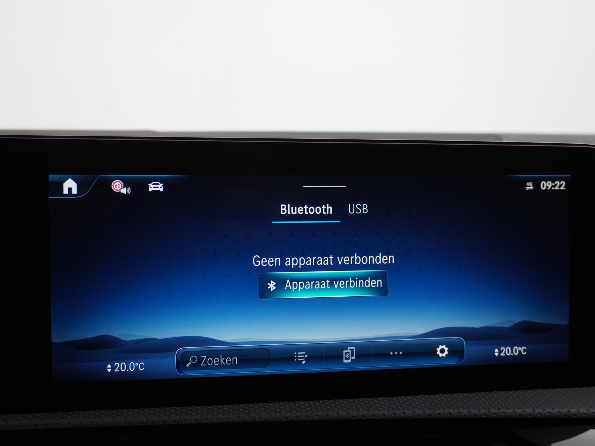 Mercedes-Benz CLA-Klasse Shooting Brake 180 Star Edition AMG Line 42